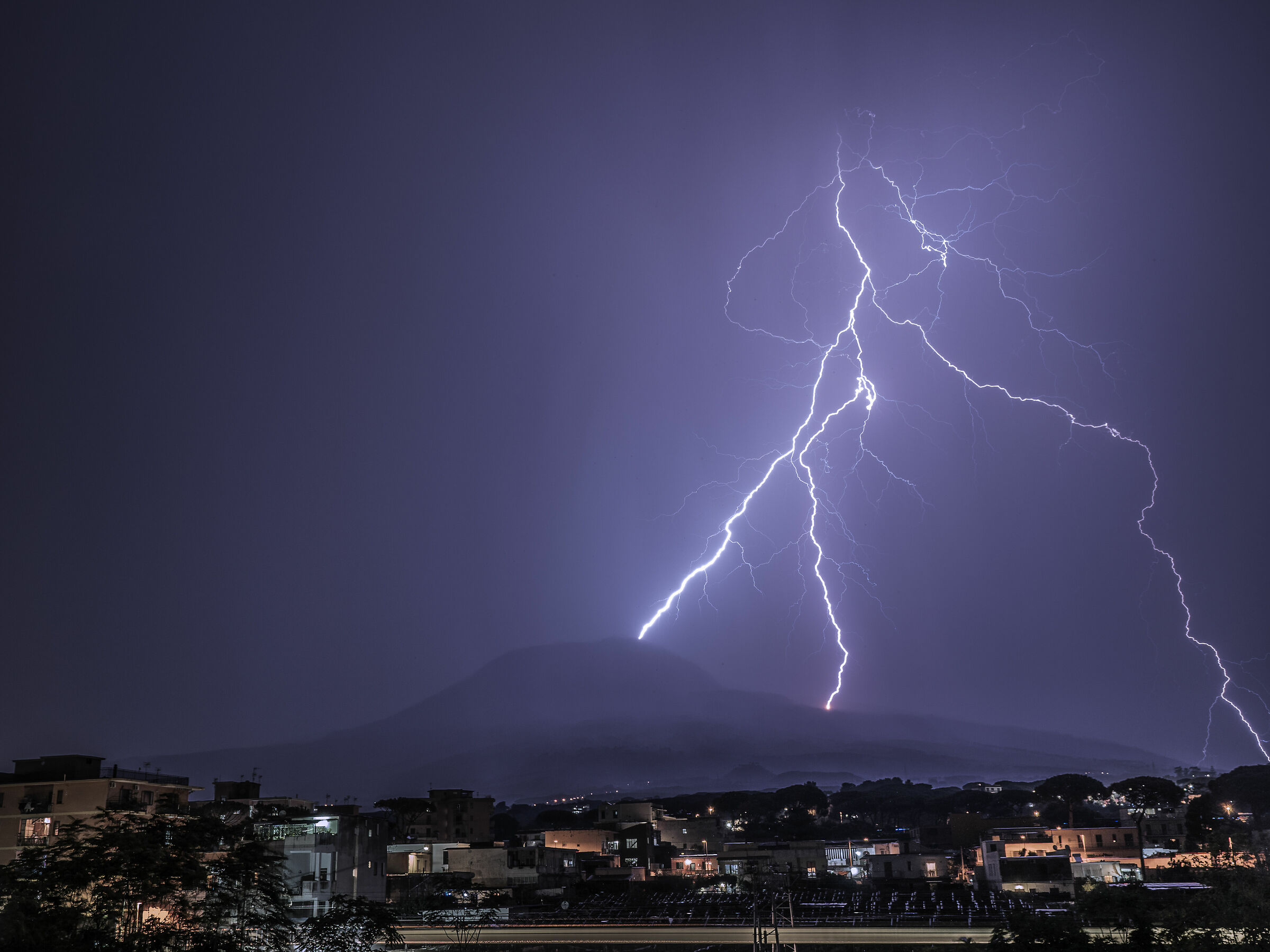 Zeus Against Vesuvius