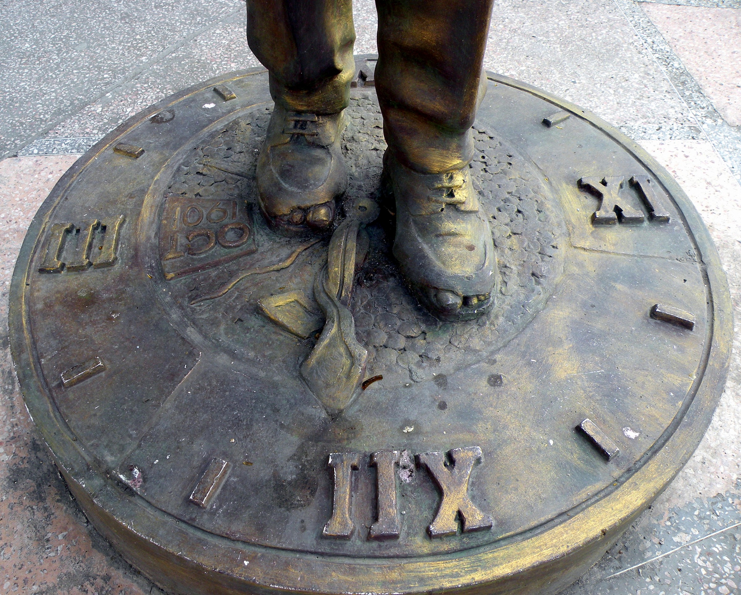 Detail of a statue in cuba