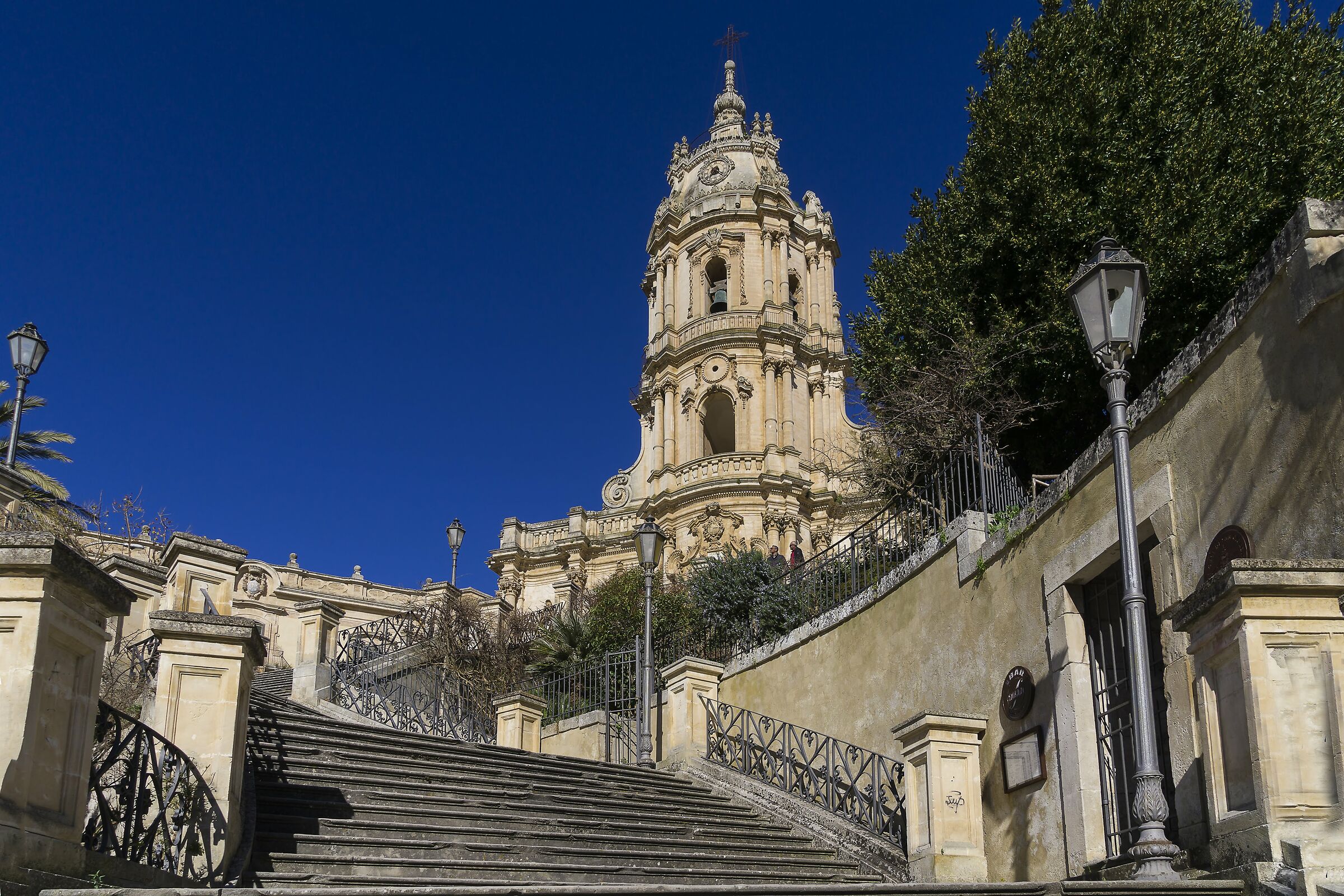 Un grande abbraccio da Modica.......