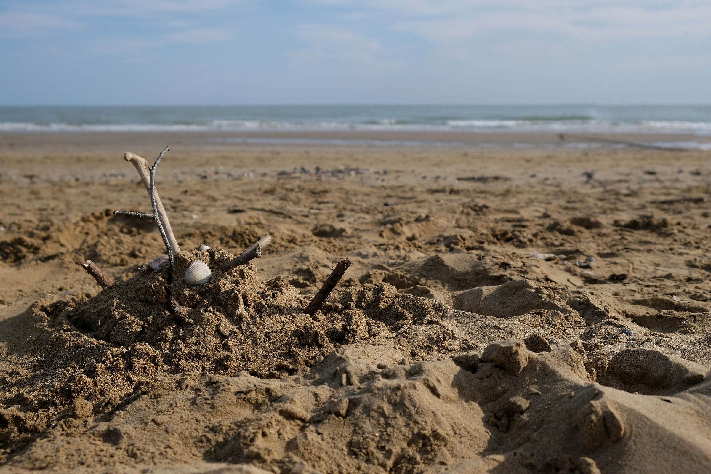 La spiaggia si svuota