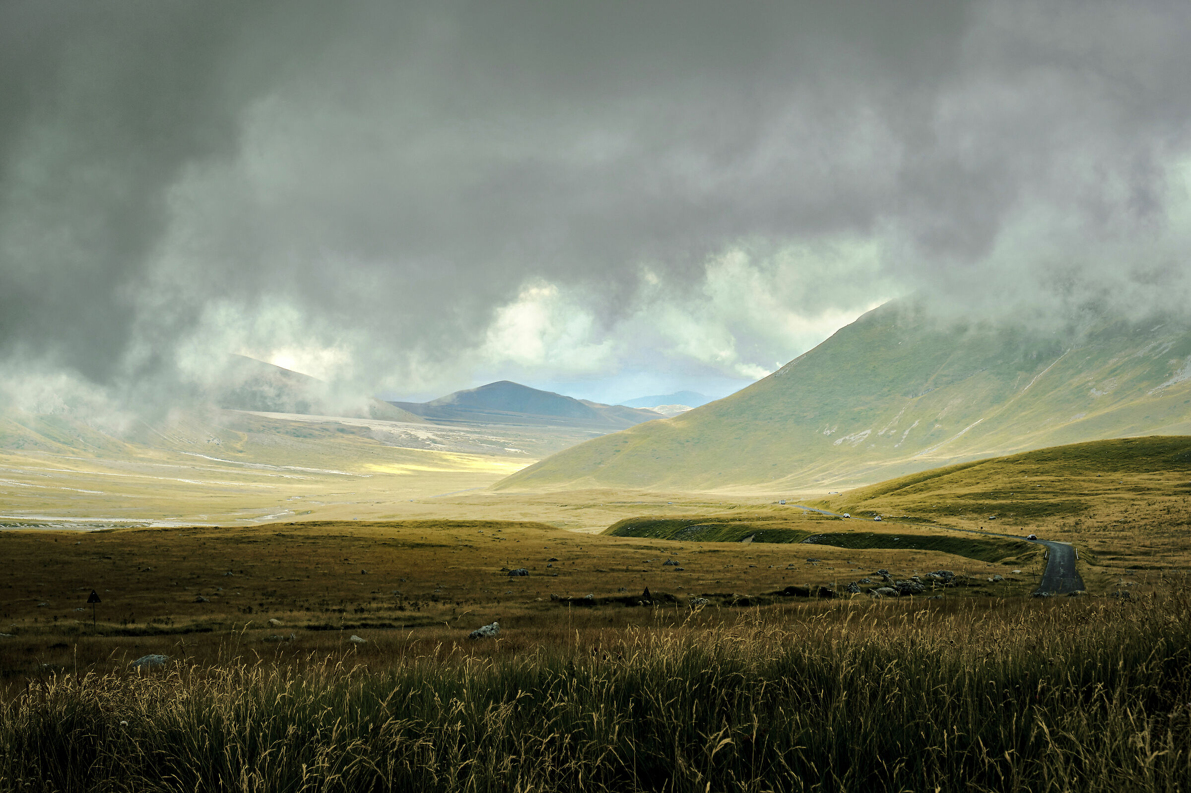 Emperor's Field, Eagle, Abruzzo