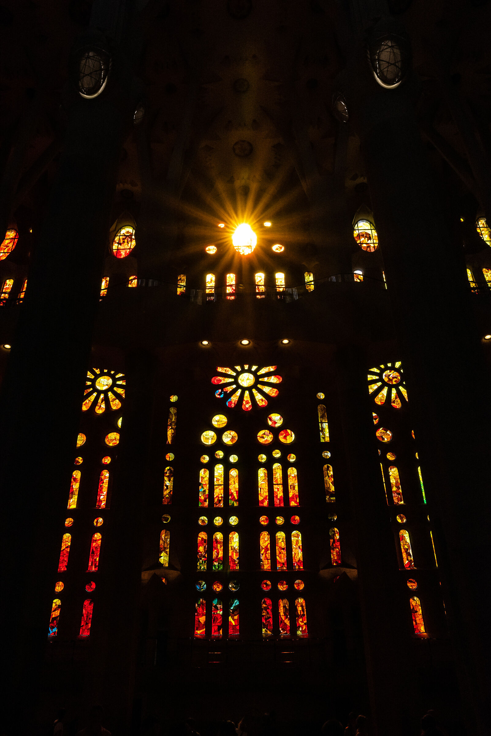 interno Sagrada Familia