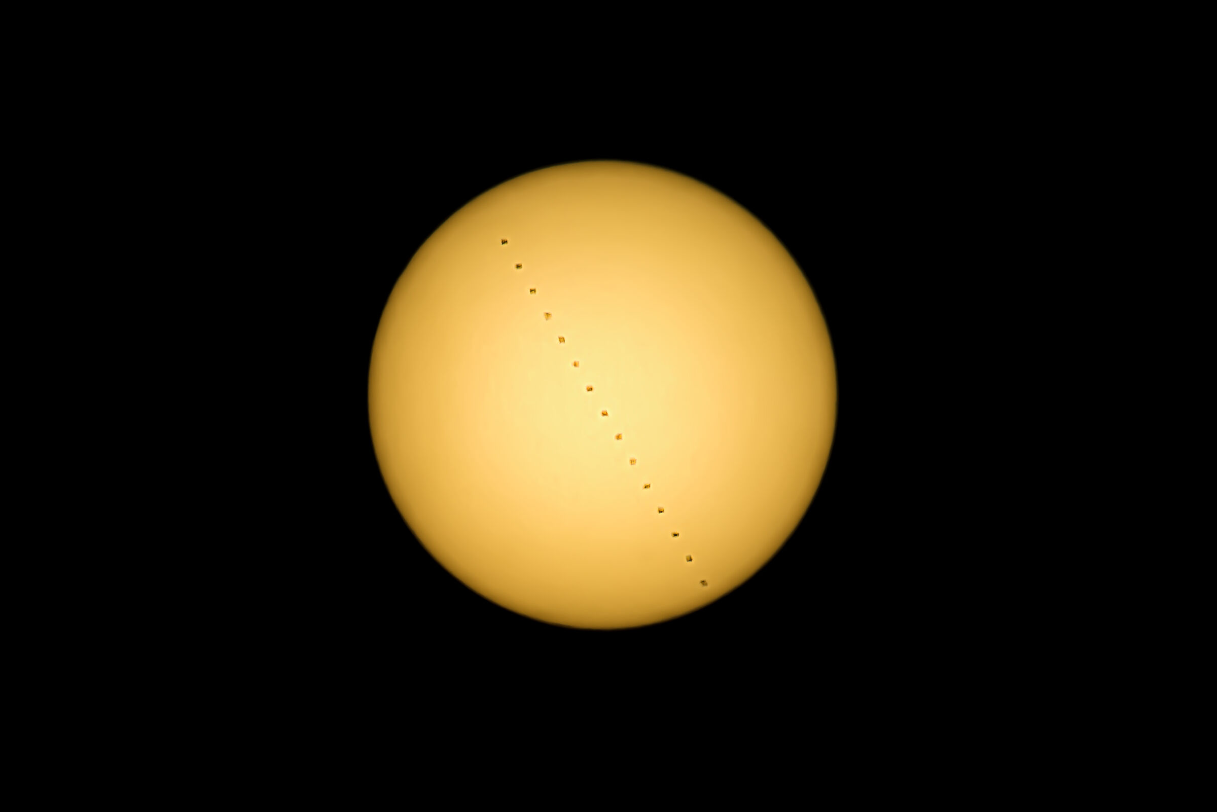 Transito solare della ISS