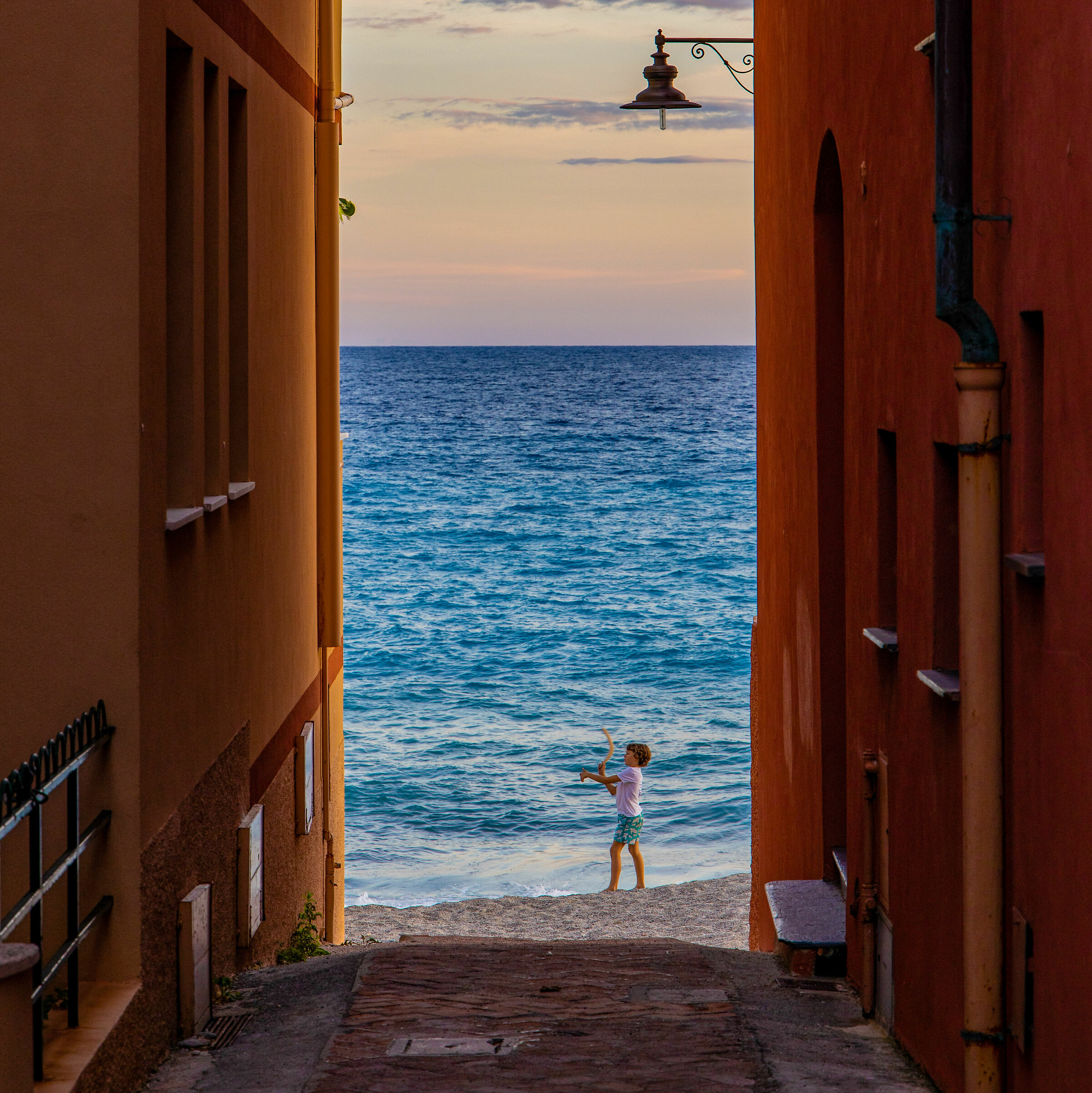 The baby and his boomerang