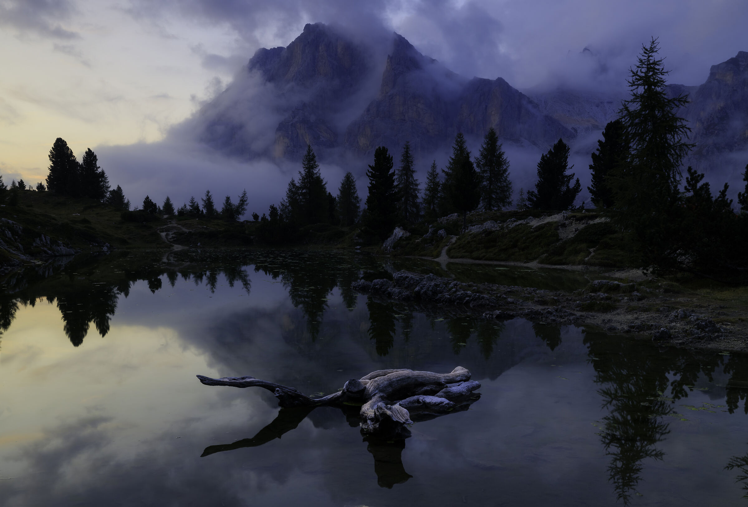 Tramonto al Lago di Limides