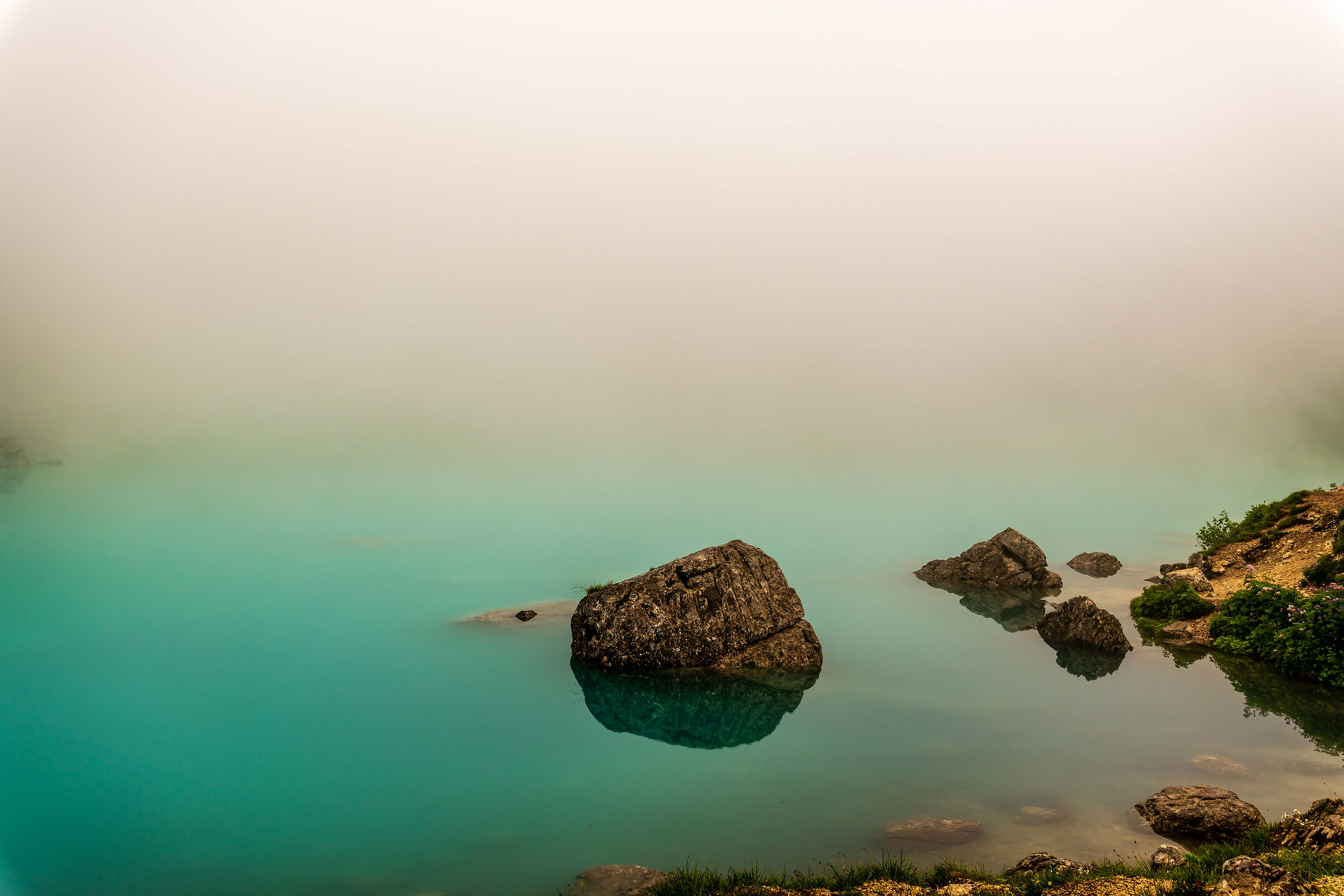 Low clouds at Lake Sorapiss