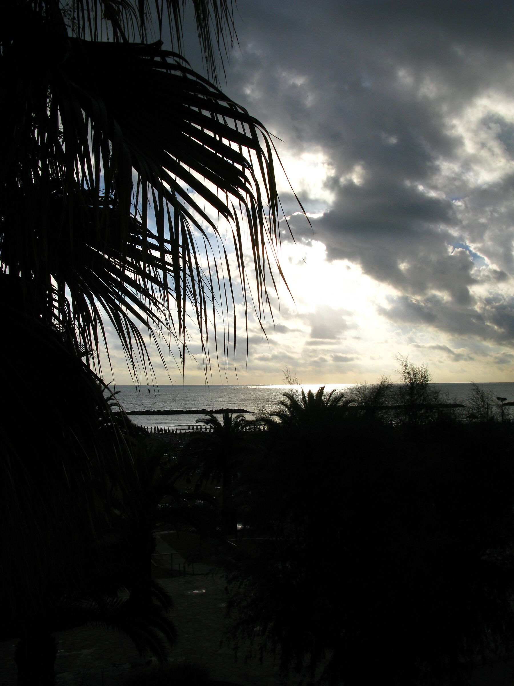 la quiete dopo la tempesta a san benedetto del tronto .