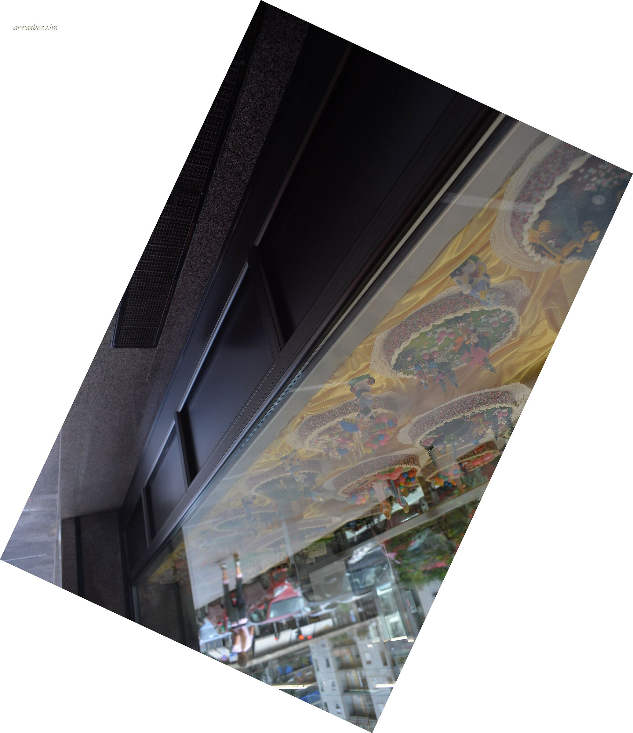 non ti curar di loro,passa e va. Ovvero:Torte e storta