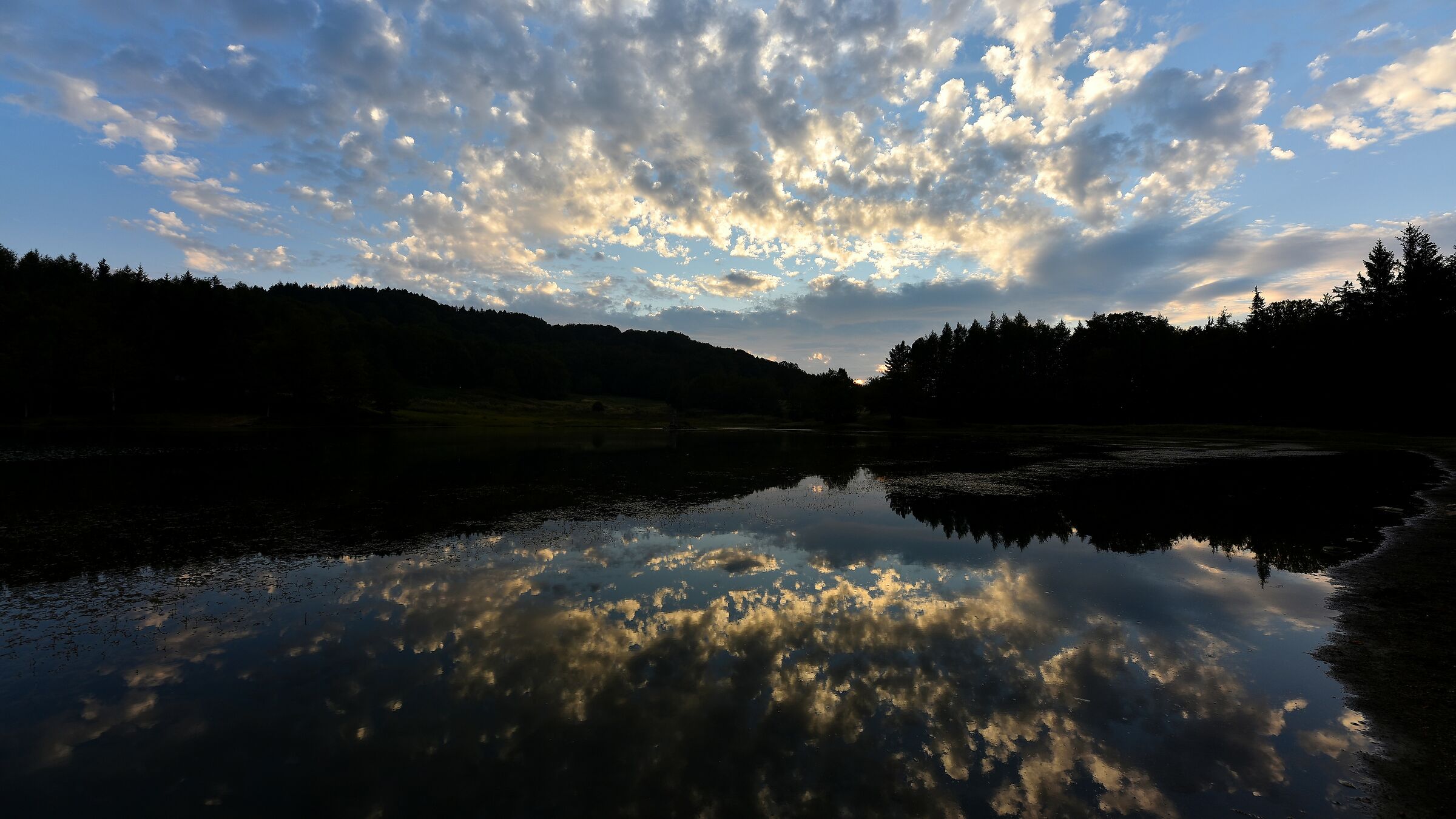 Lago Calamone Monte Ventasso ! Nikon d750 e Sigma 14-24
