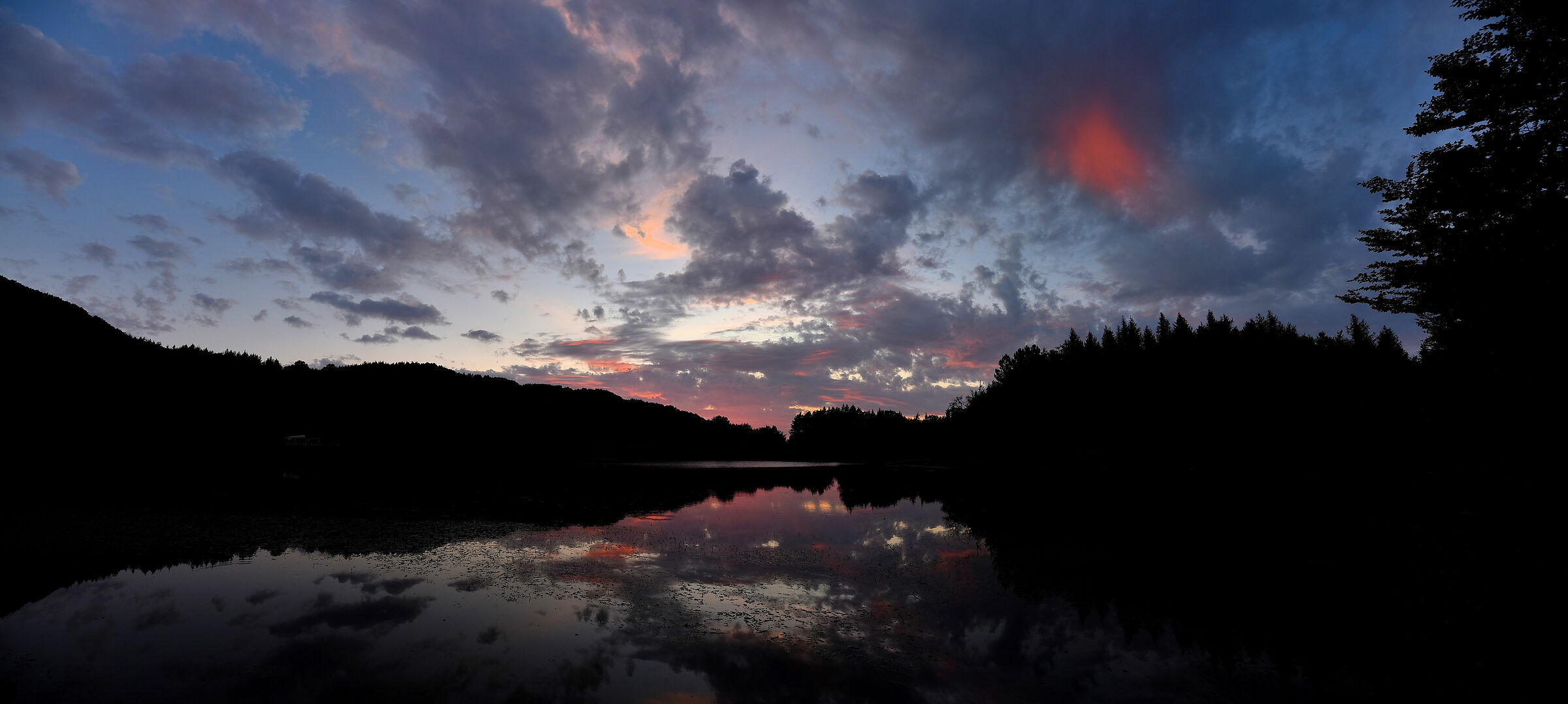 Lago Calamone Monte Ventasso ! Nikon d750 e Sigma 14-24