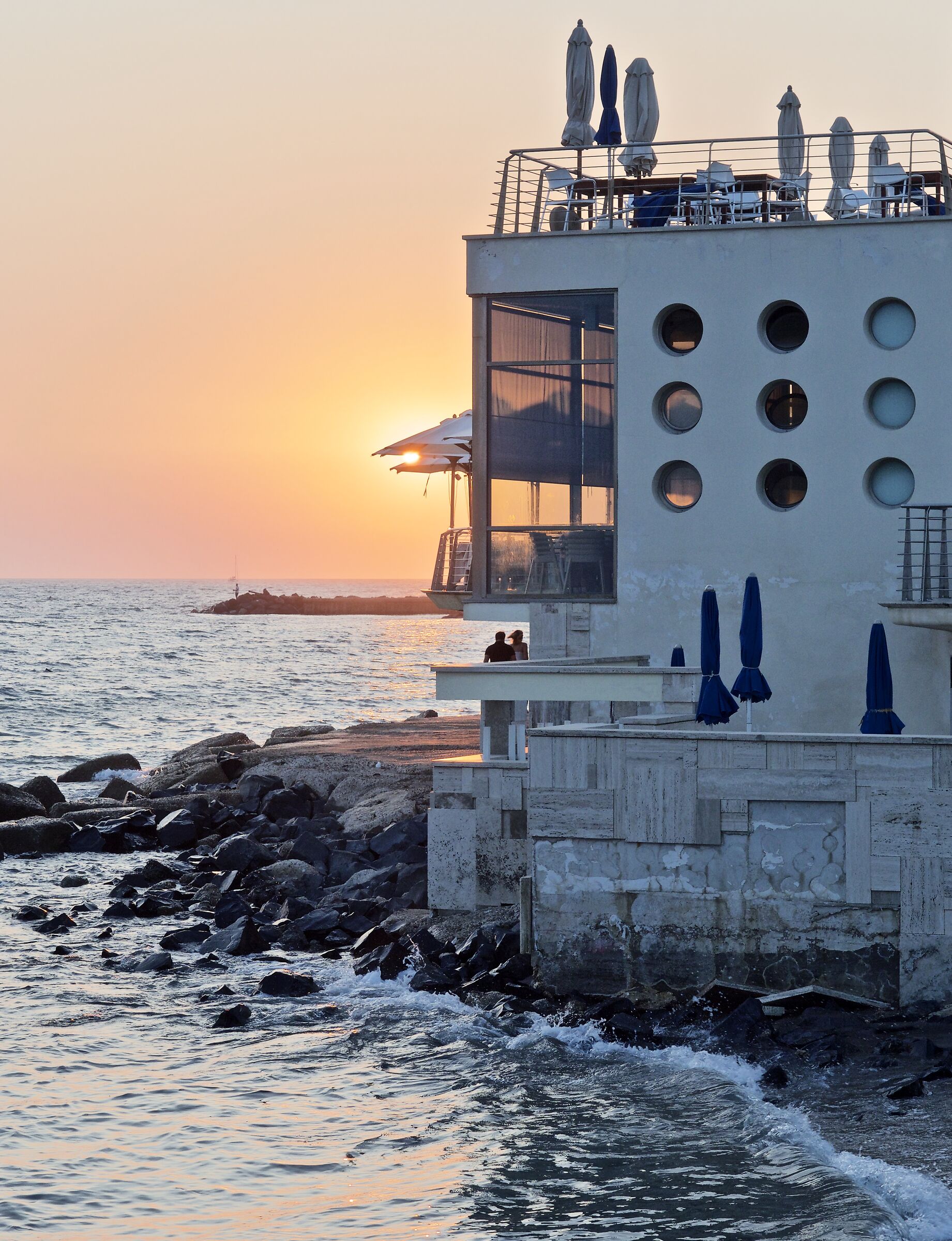 Tramonto alla Vecchia pineta di Ostia