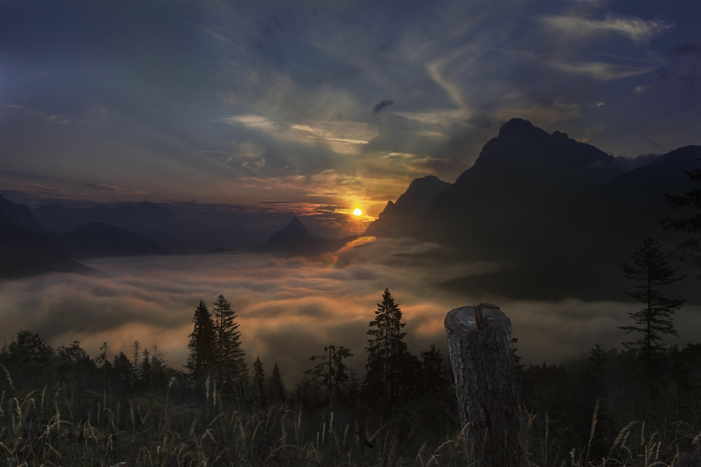 alba nel equinozio d'autunno