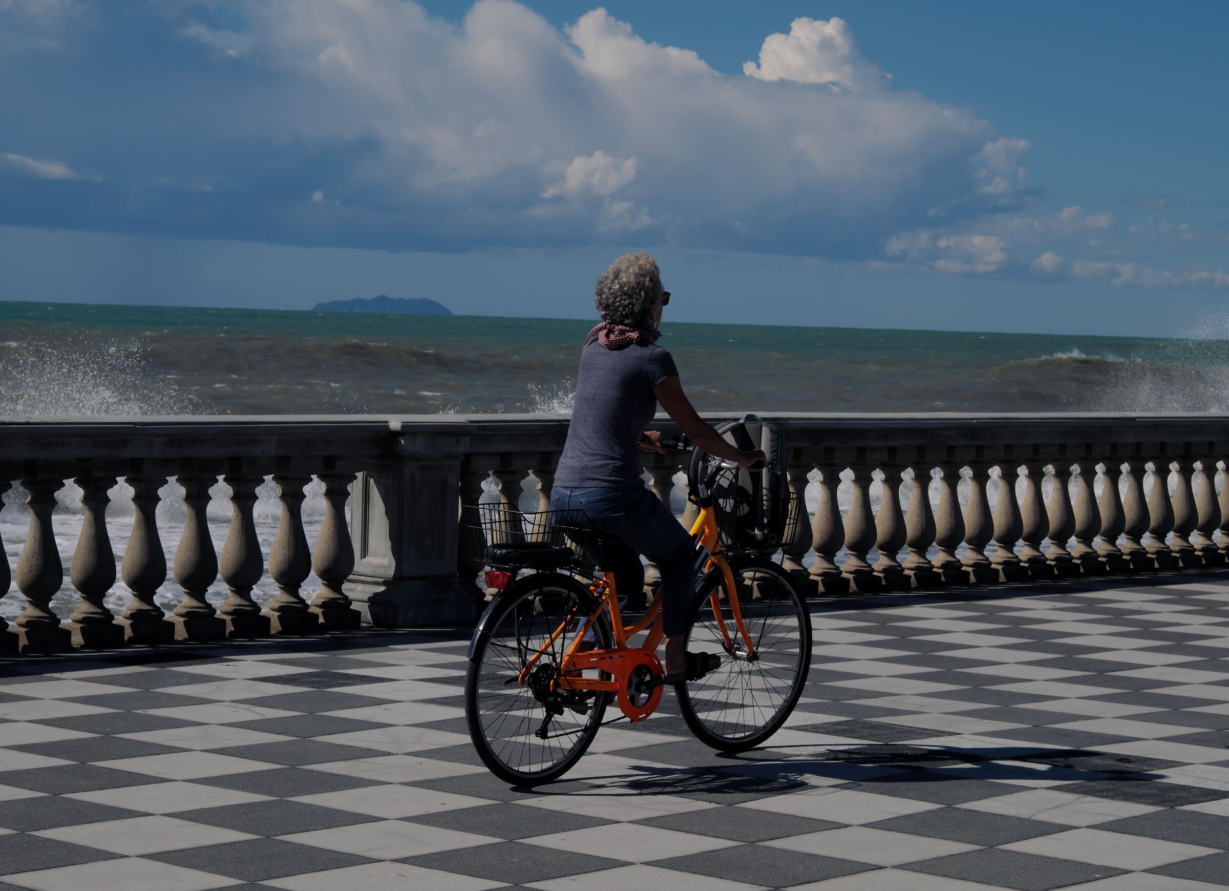 For the libeccio, the orange bike