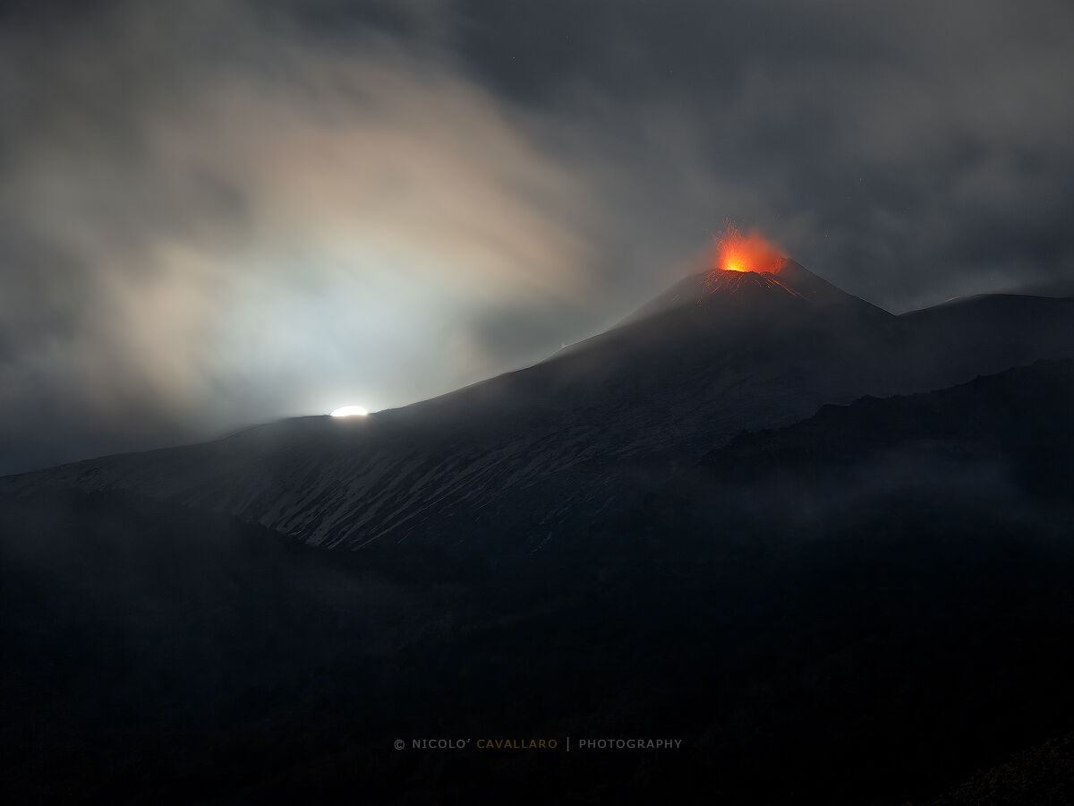 Etna - Tramonto lunare