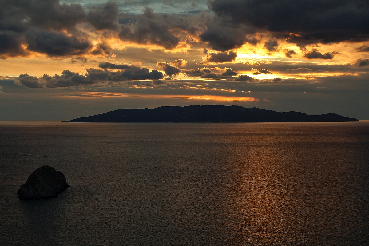 Sunset on Giglio 3