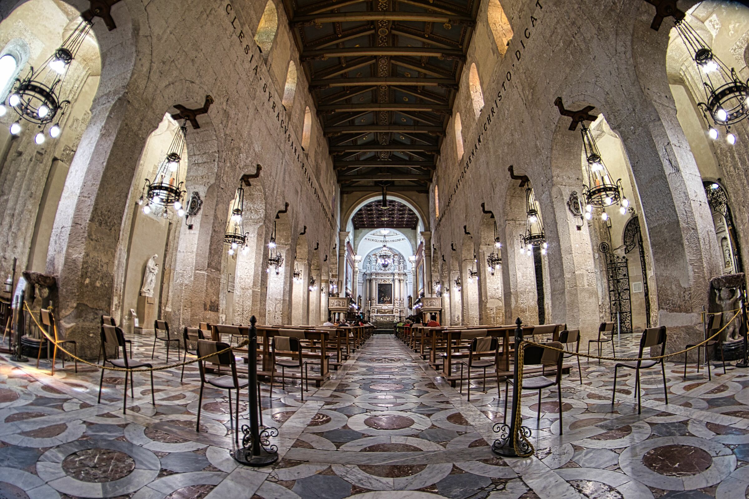 Siracusa, interno del Duomo