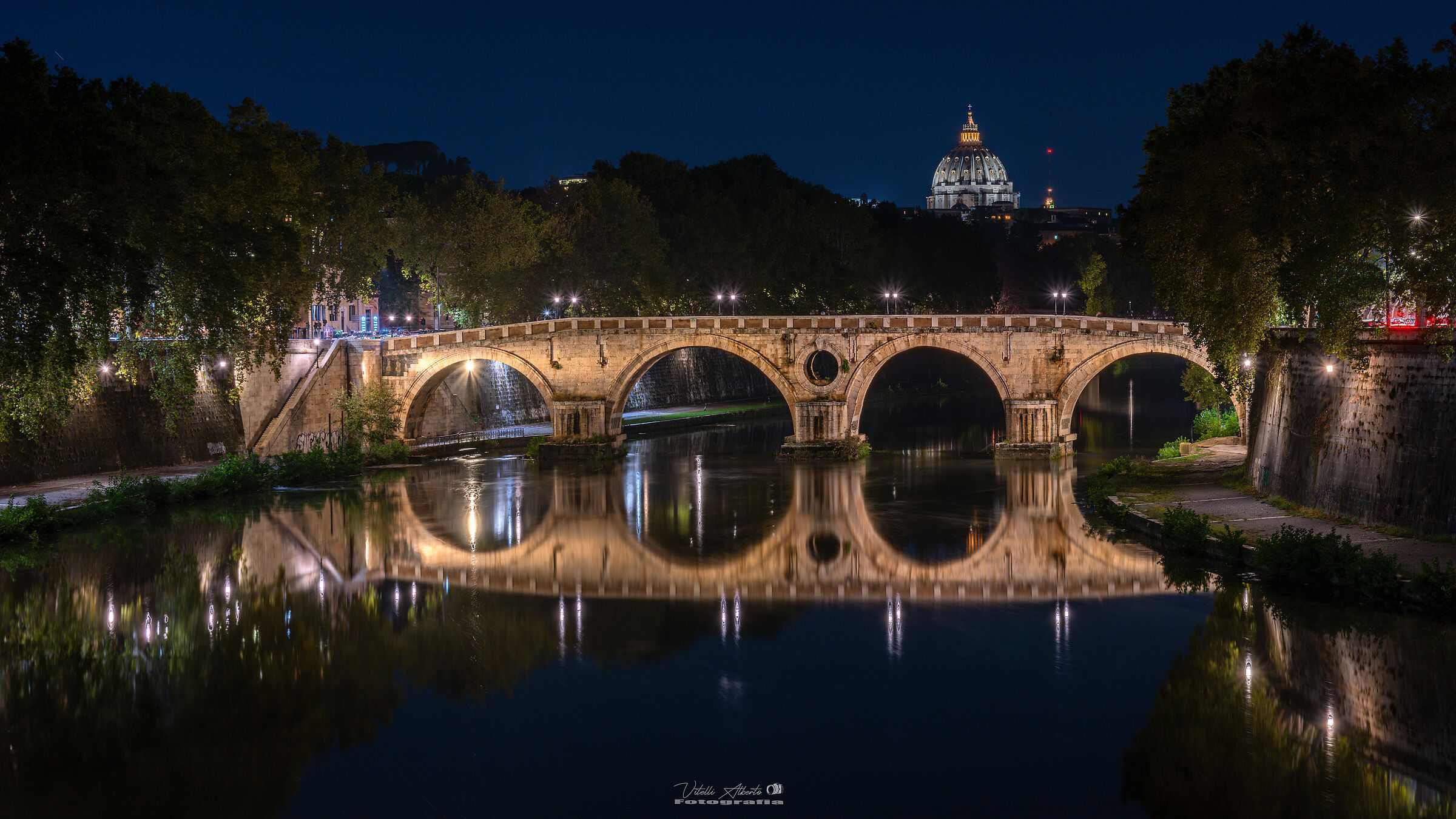 Blue hour su Ponte Sisto