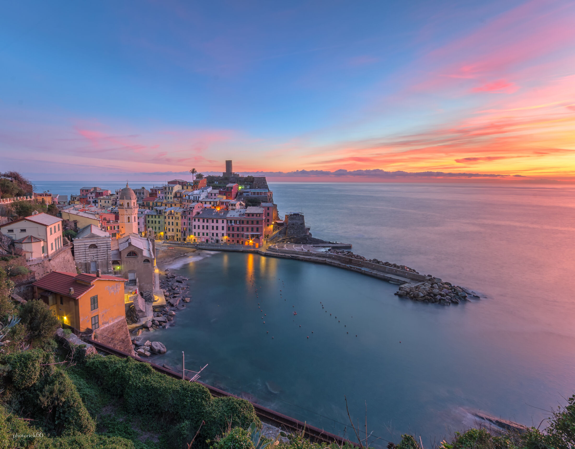Vernazza al tramonto