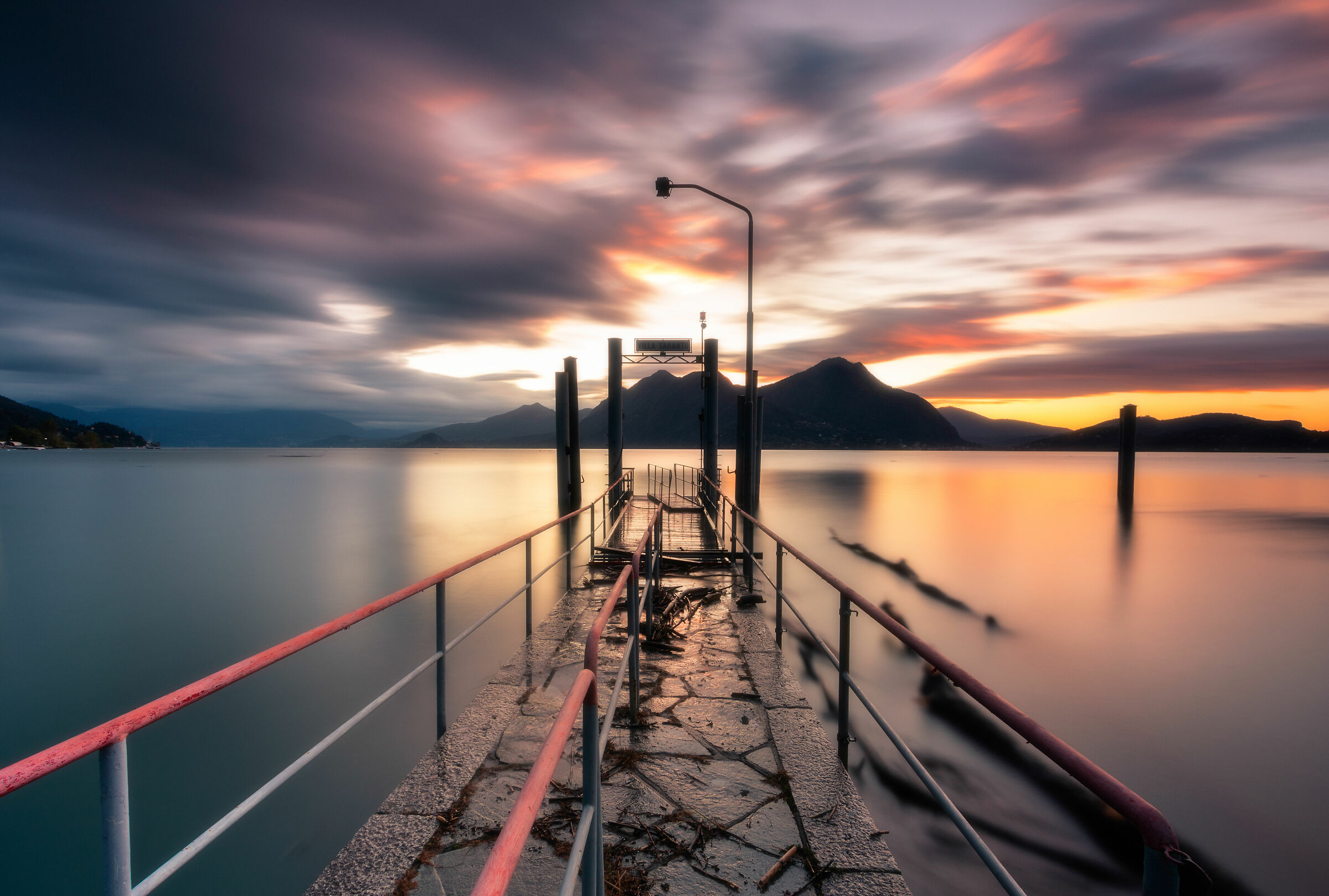 Alba a villa taranto Lago maggiore
