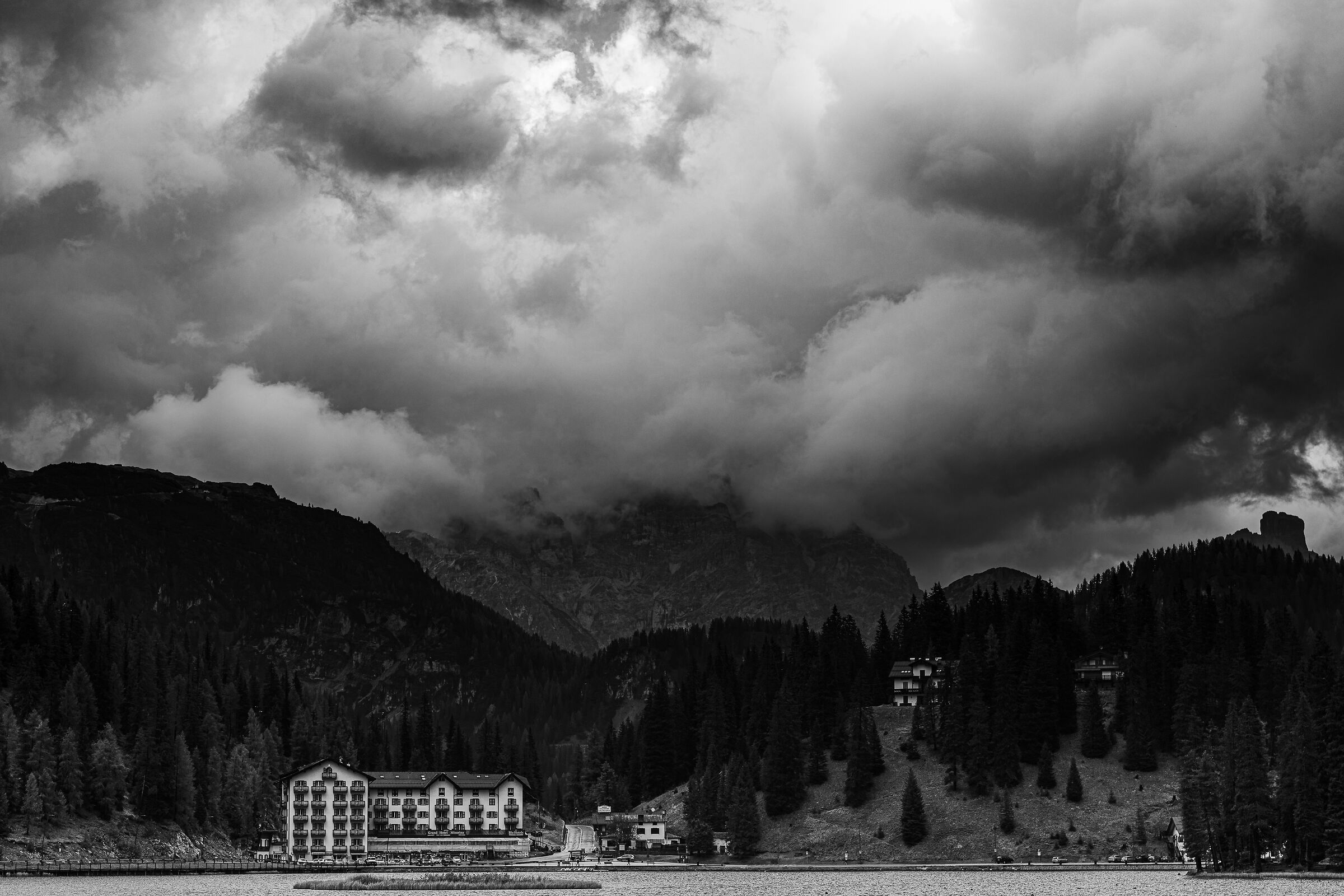 Lago di Misurina in tempesta