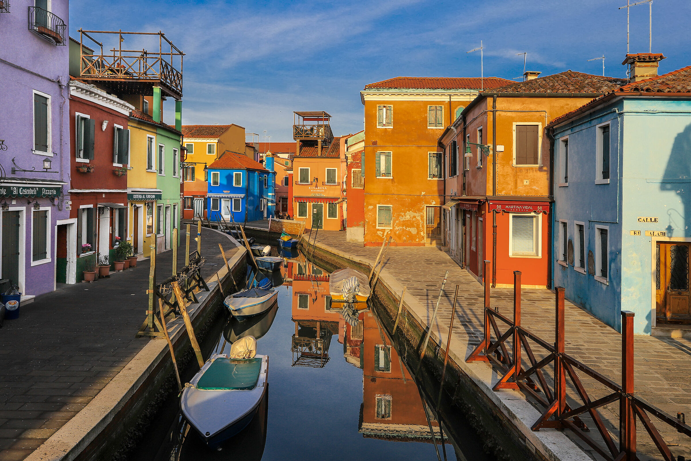 The attraction of color