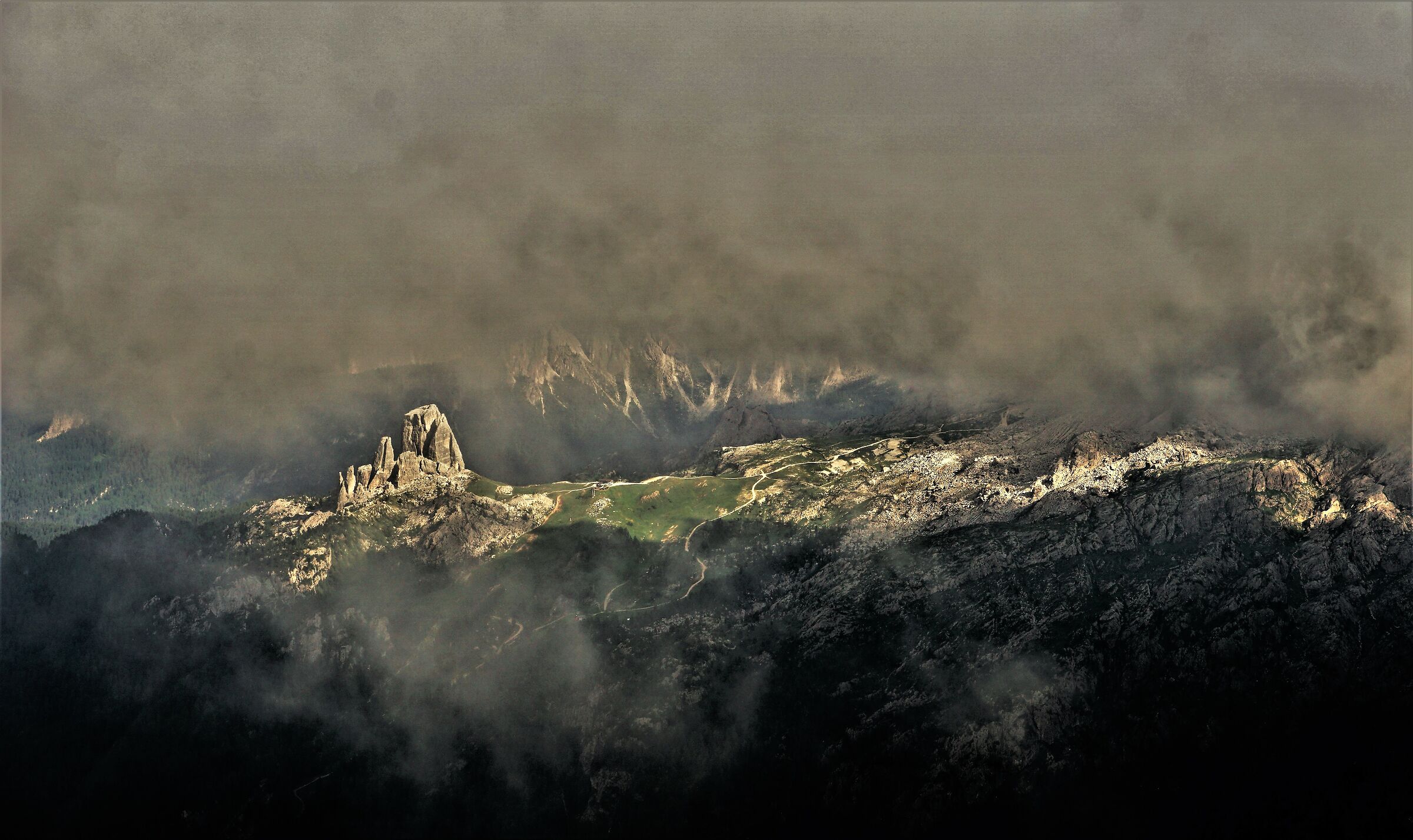 luci e ombre alle cinque torri