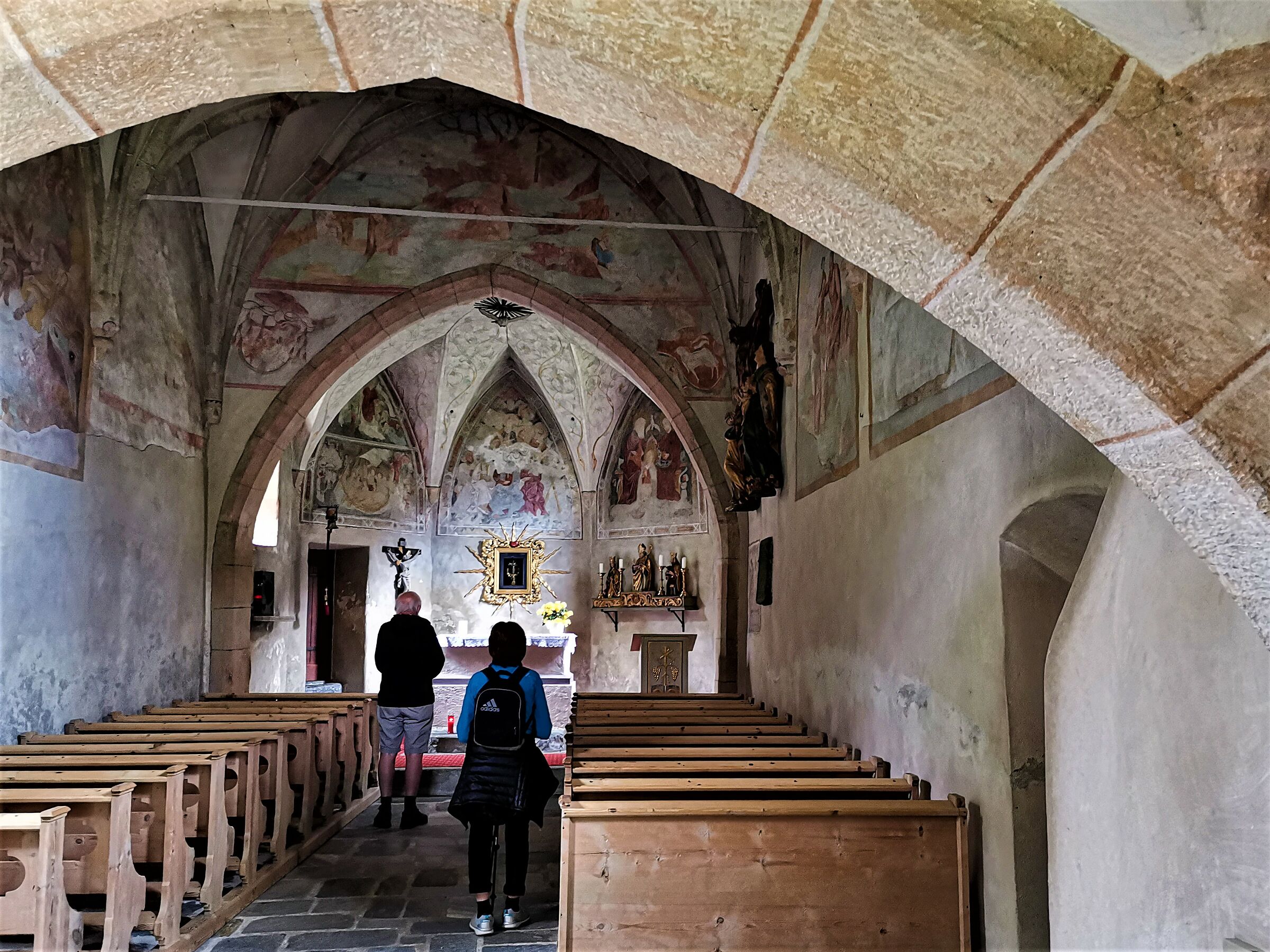 Storia di un interno di culto .......