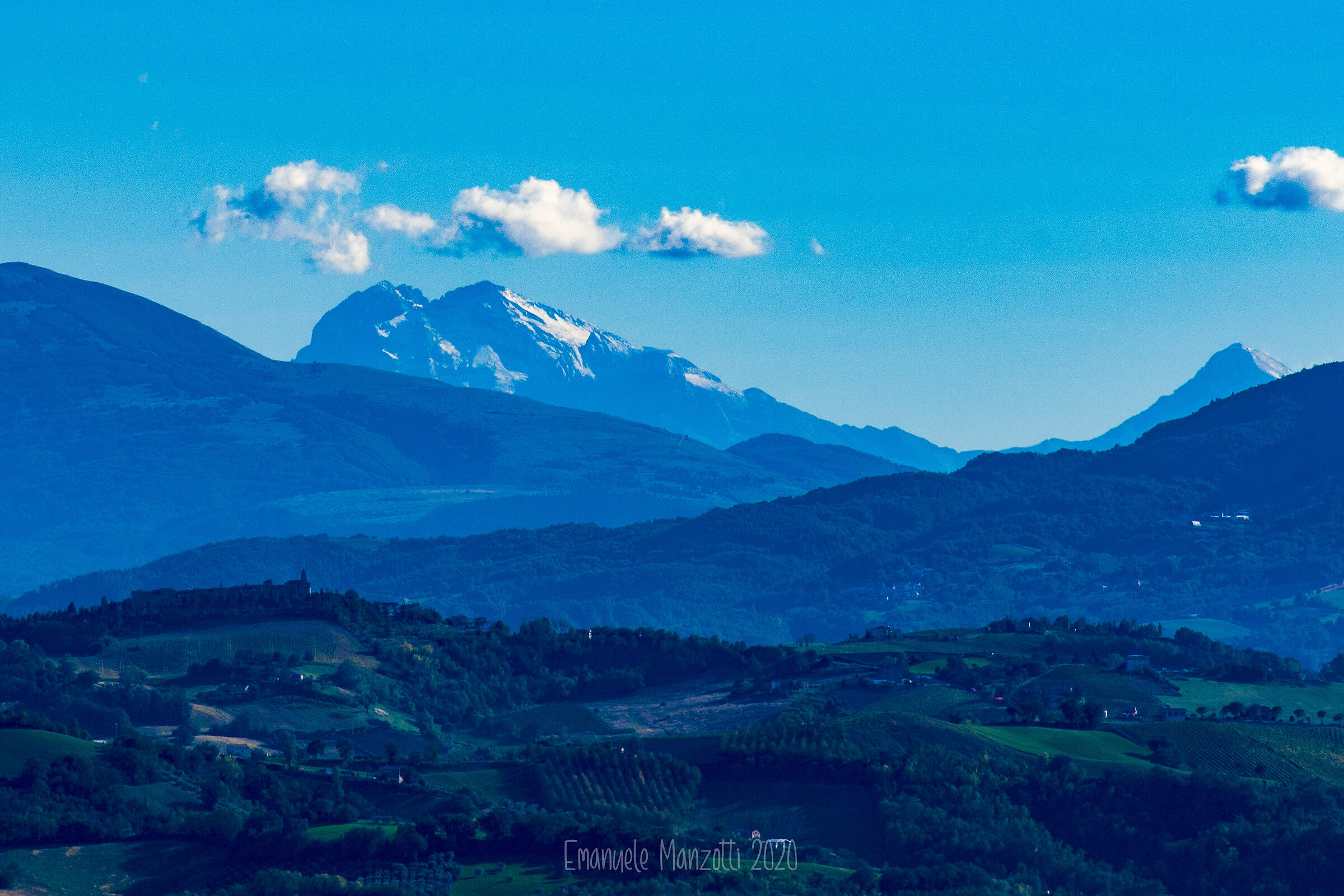 Il Gran Sasso visto dalle Marche