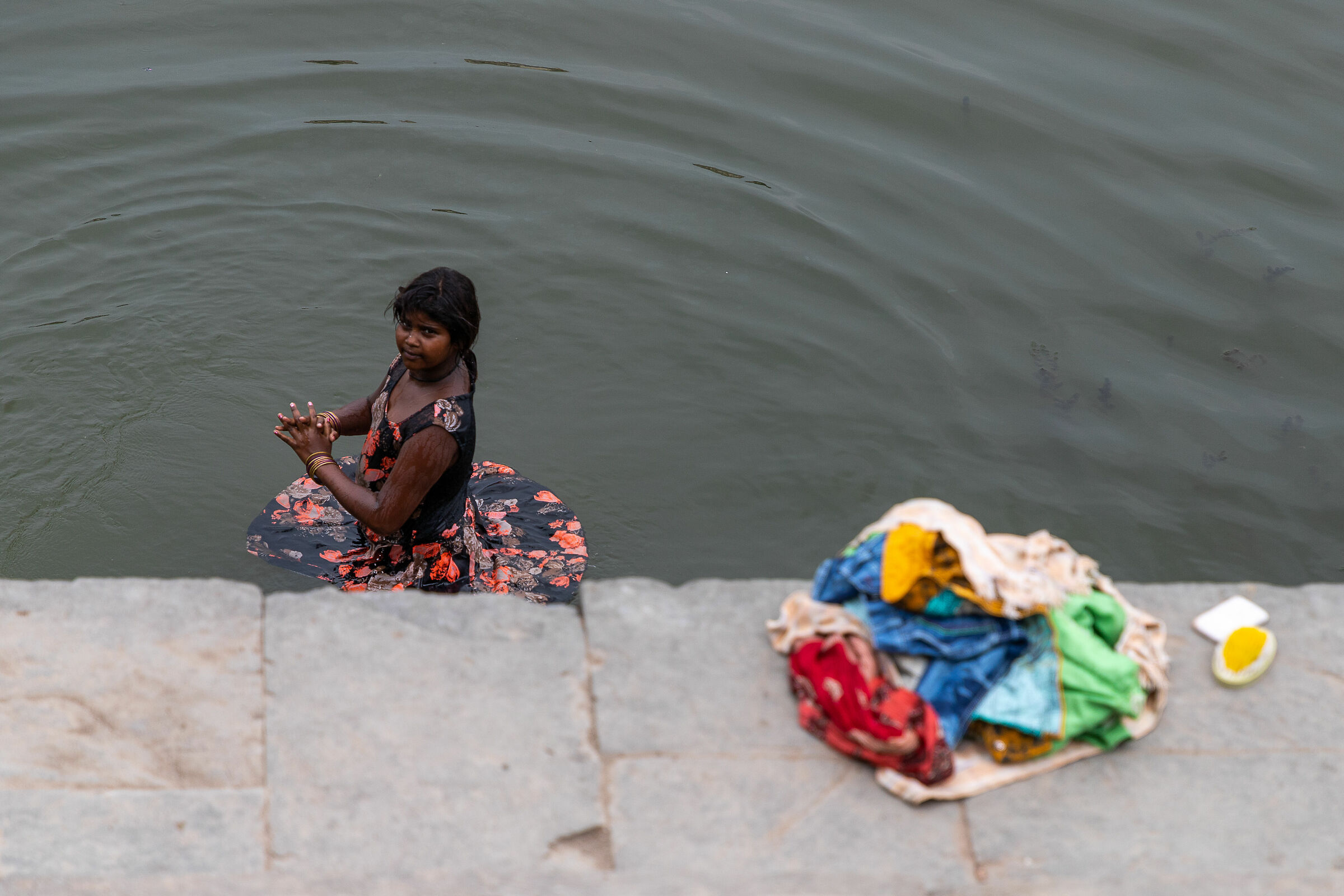 Il bucato nel lago sacro