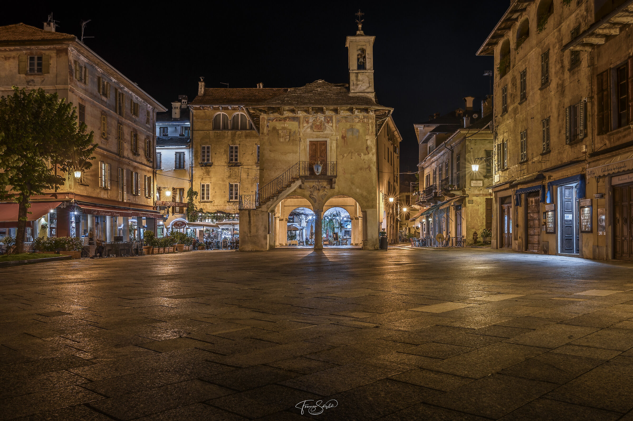 Scorcio di Piazza Motta - Orta San Giulio