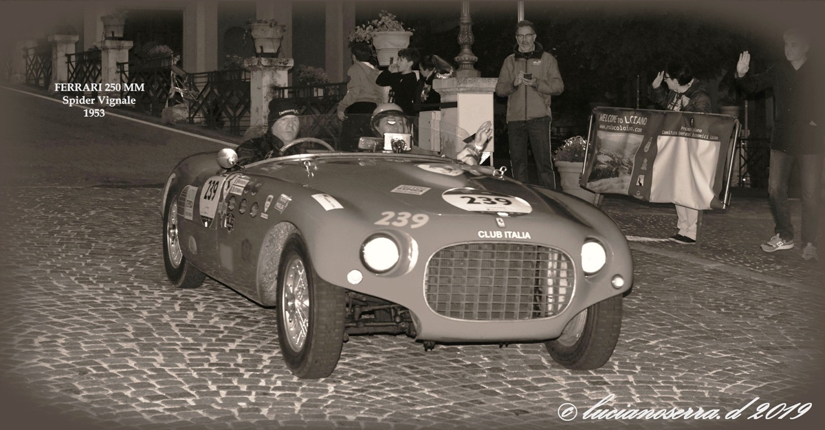 Miki Biasion su Ferrari 250 MM Spider Vignale - 1953