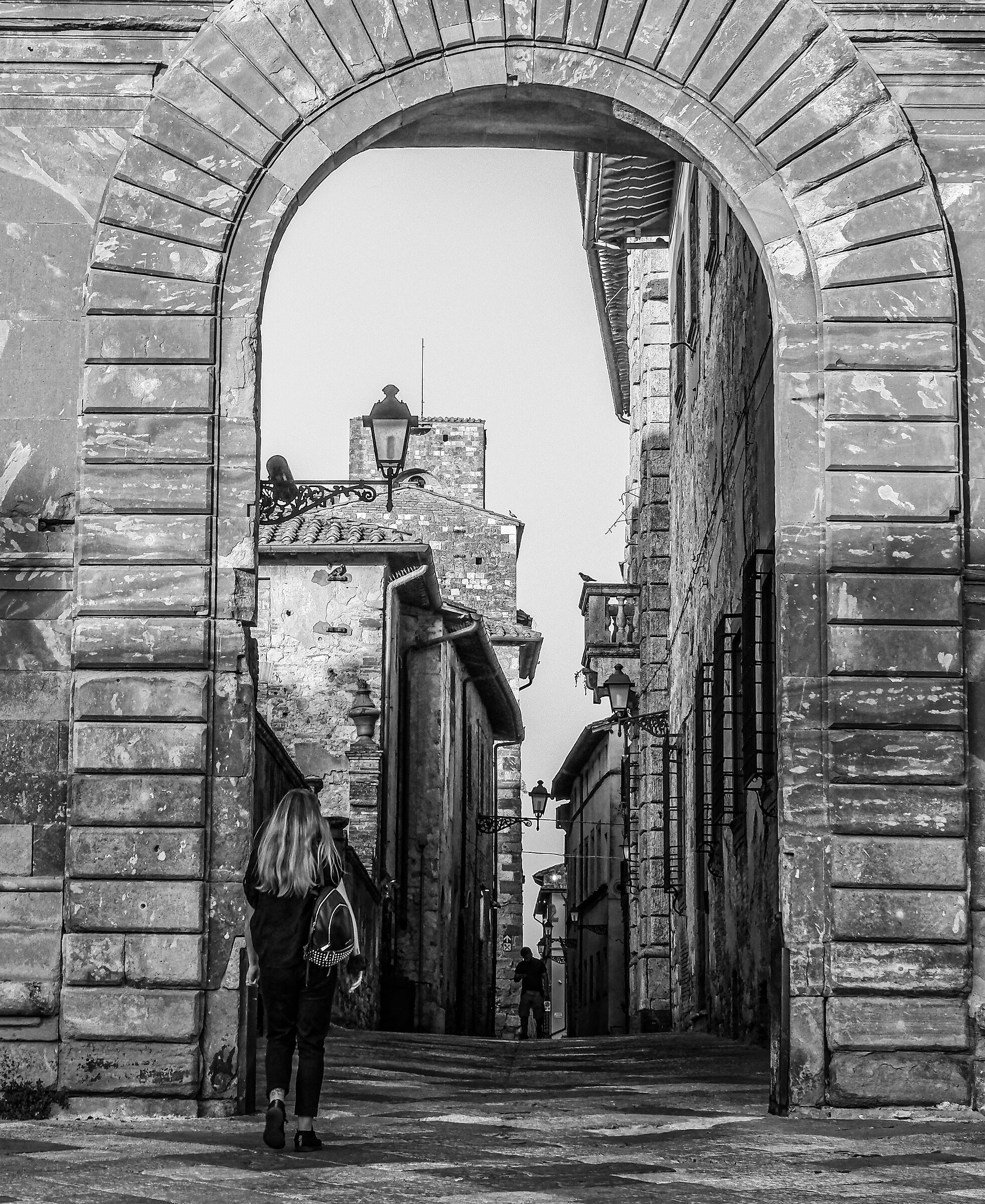 The arch of Palazzo Campana