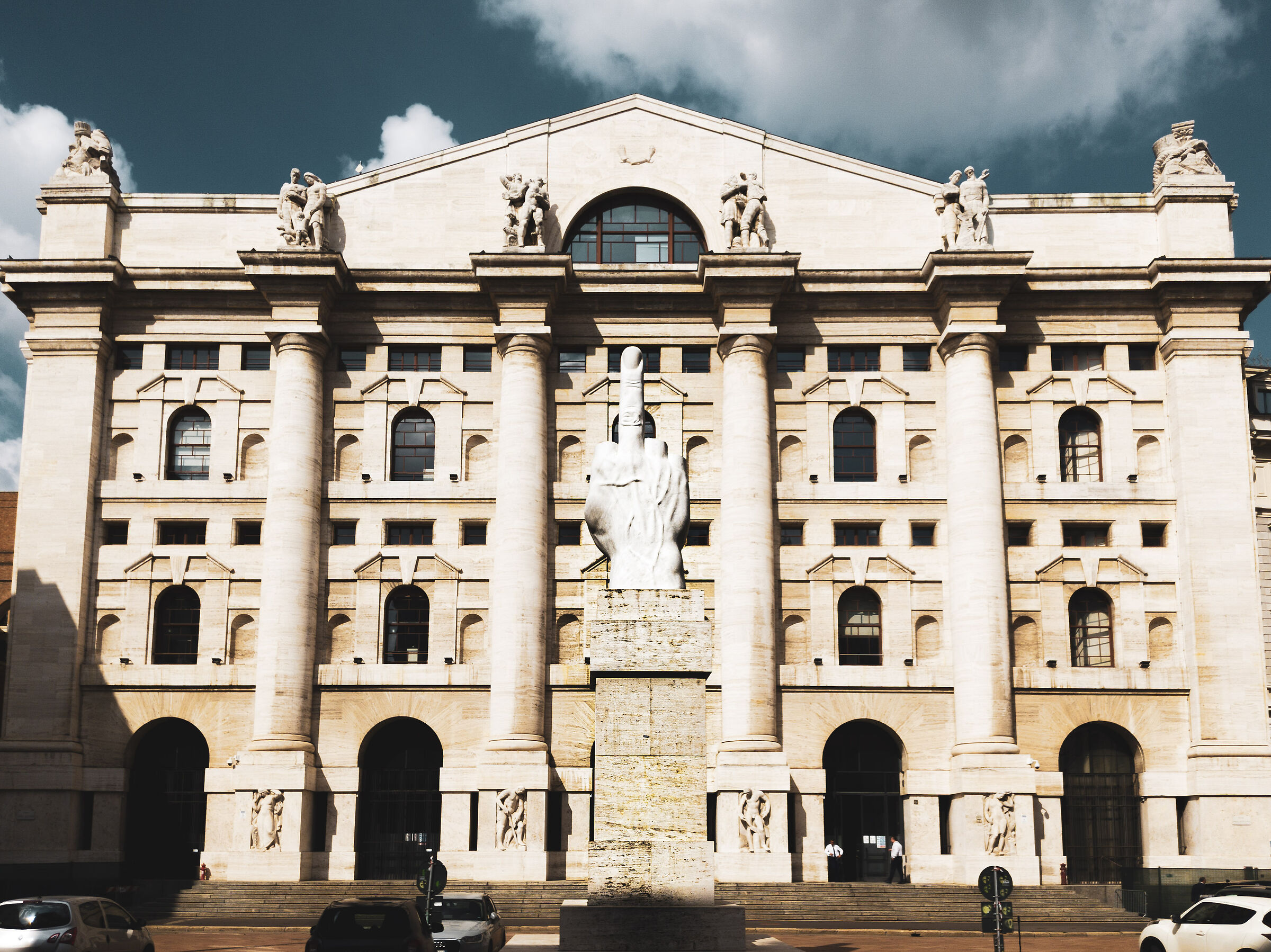 Piazza Affari Milano
