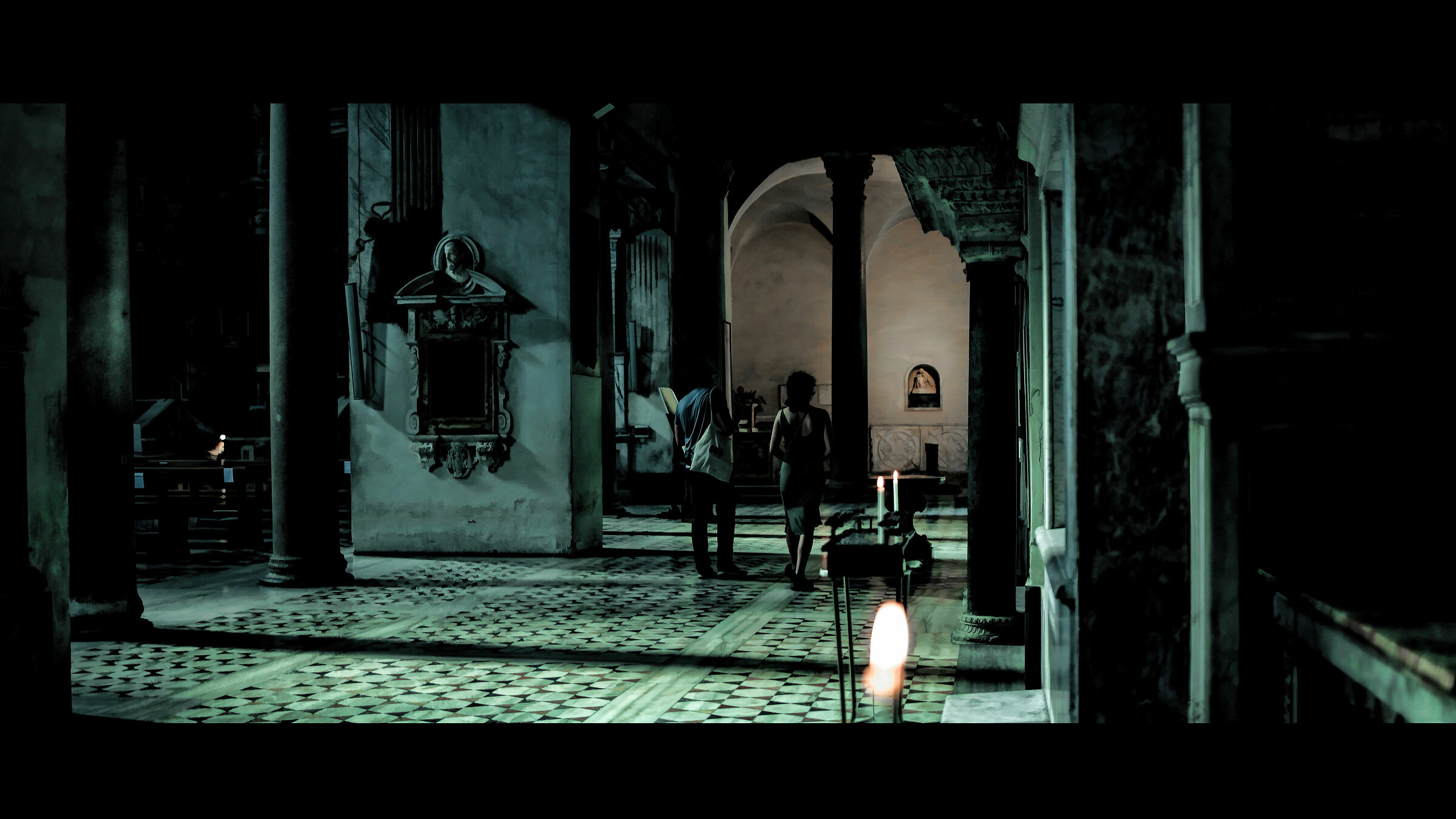 The shadow of the columns