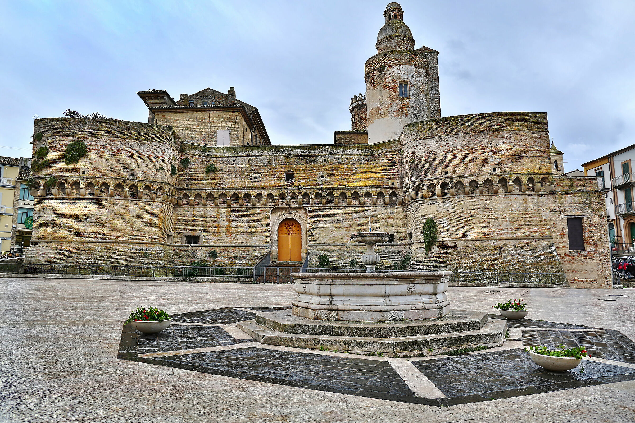 Castello Caldoresco (1439) Vasto