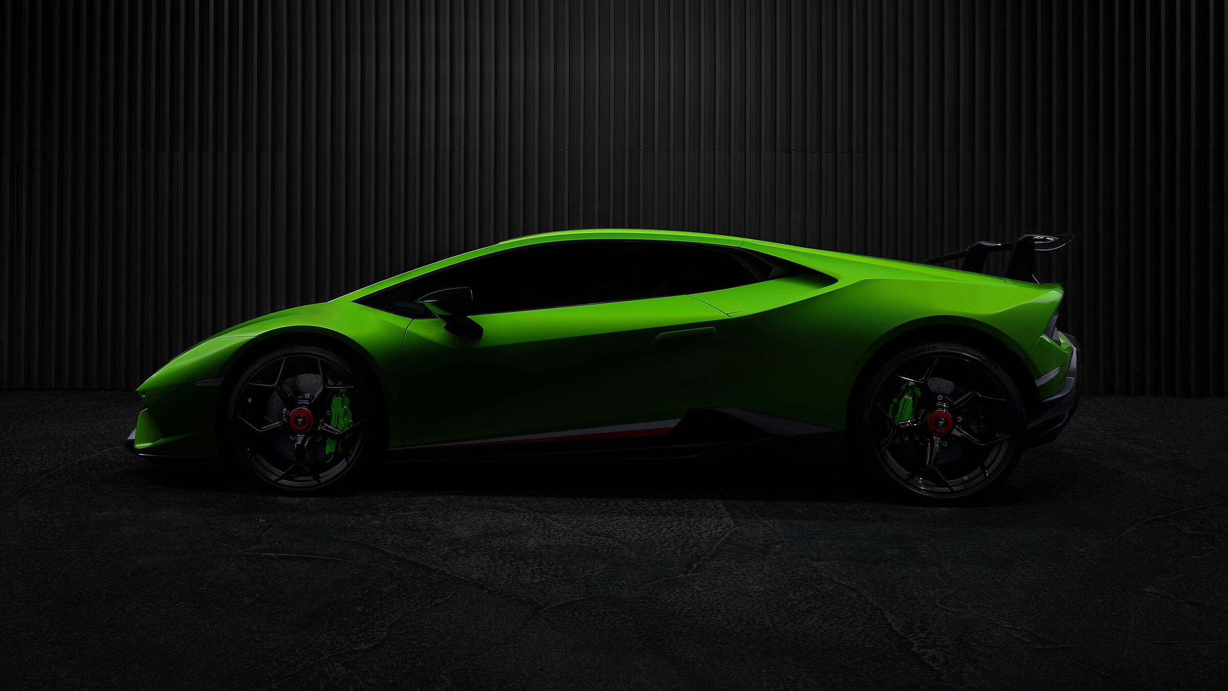 Lamborghini Huracan Performante dim luce