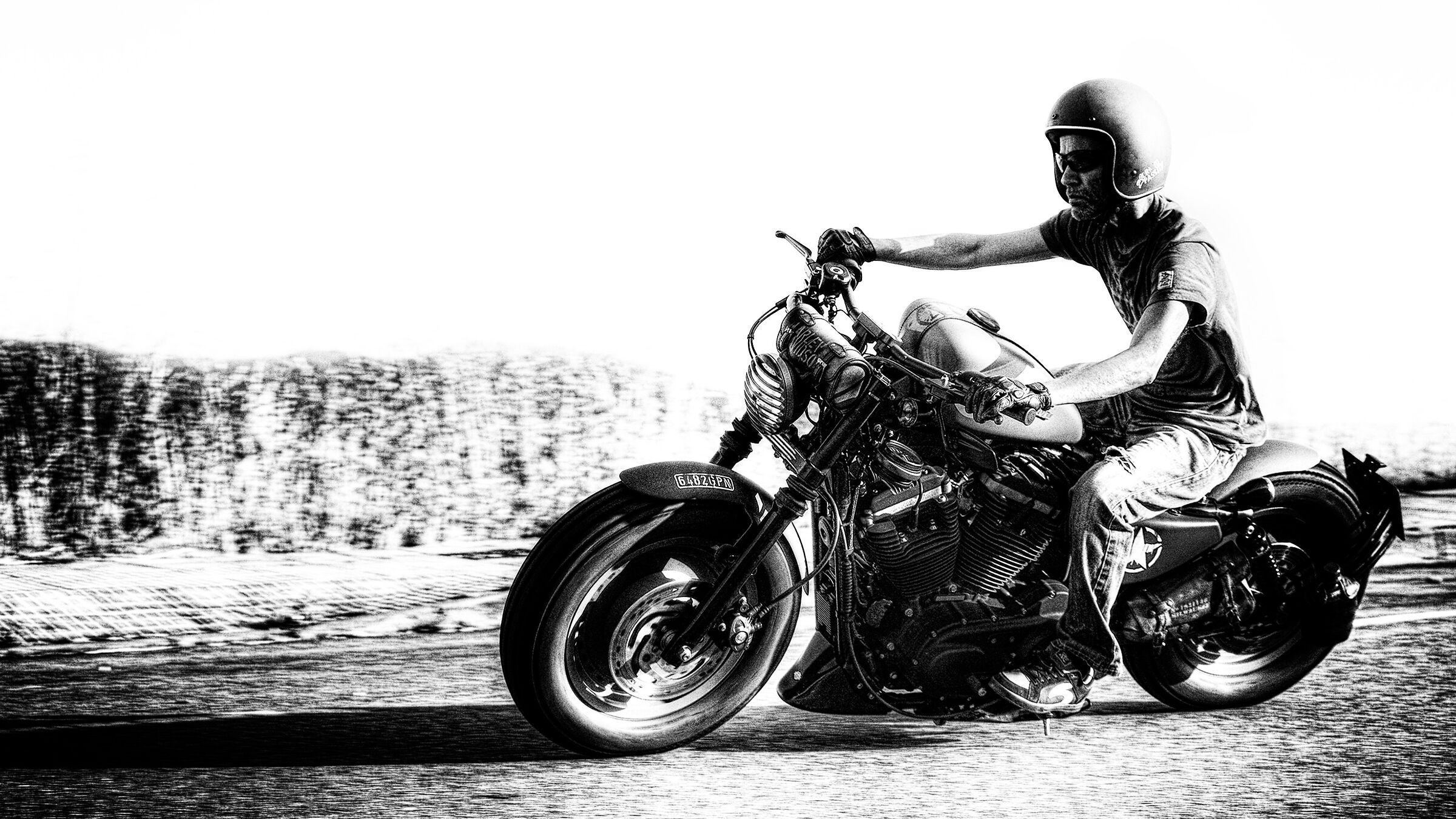 Harley Davidson 887 Iron Army Personalizzazione