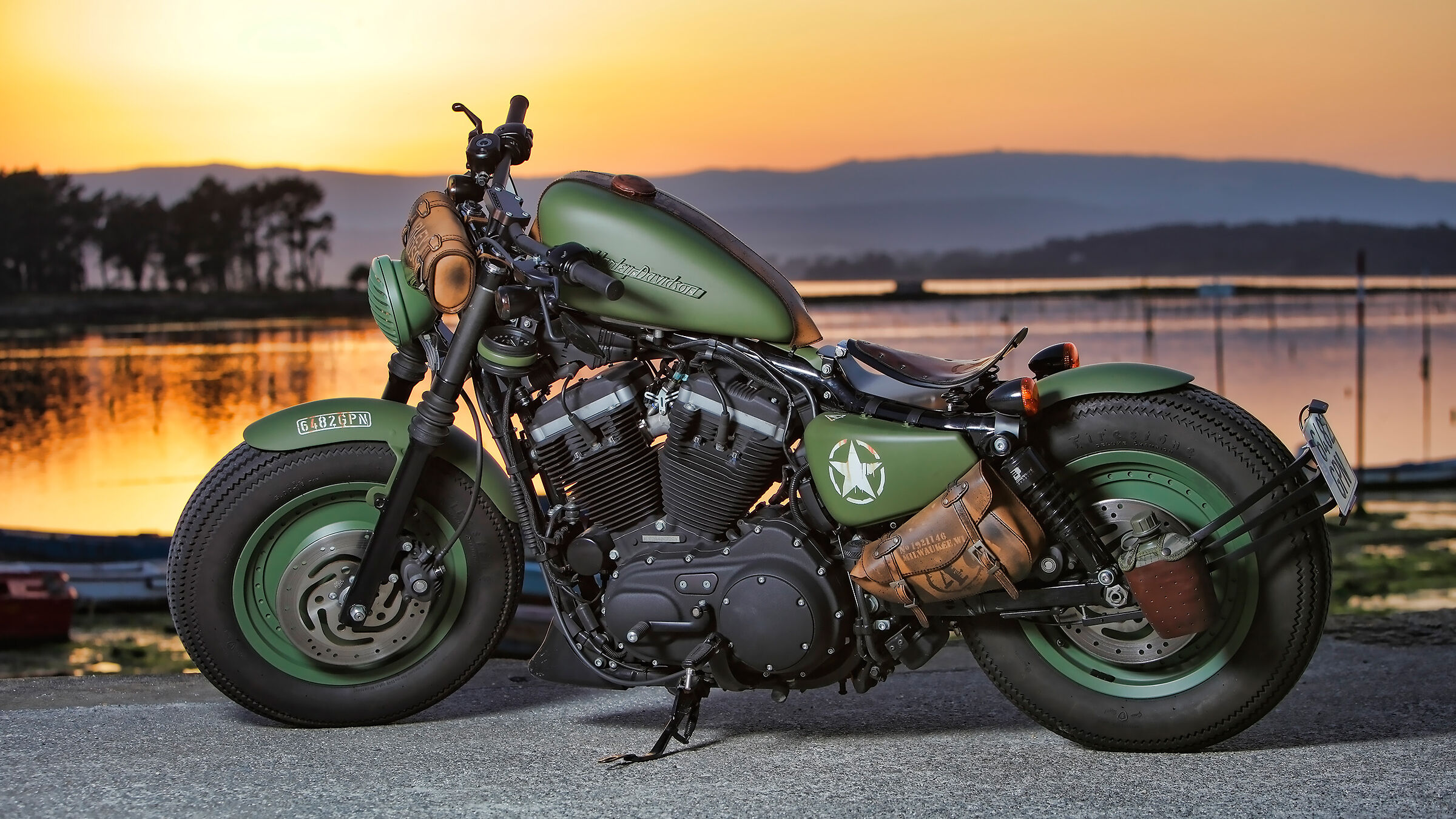 Harley Davidson 887 Iron Army Personalizzazione