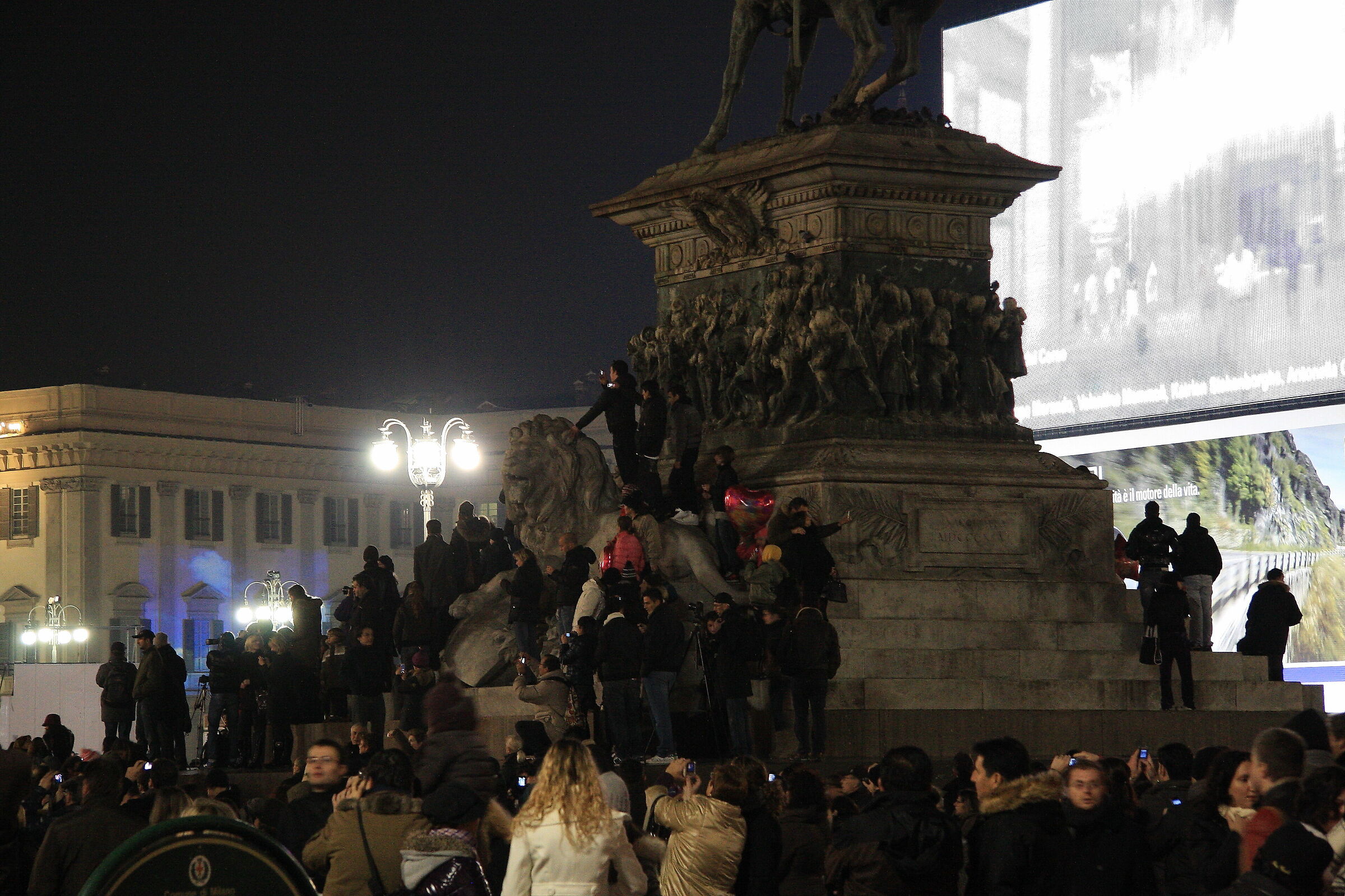 Statua della vittoria in Piazza del Duomo( Milano)
