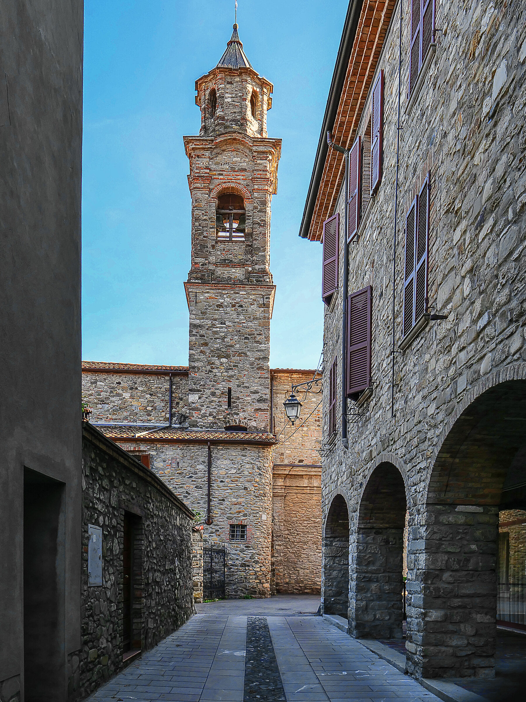 Campanile Chiesa di San Lorenzo - Bobbio