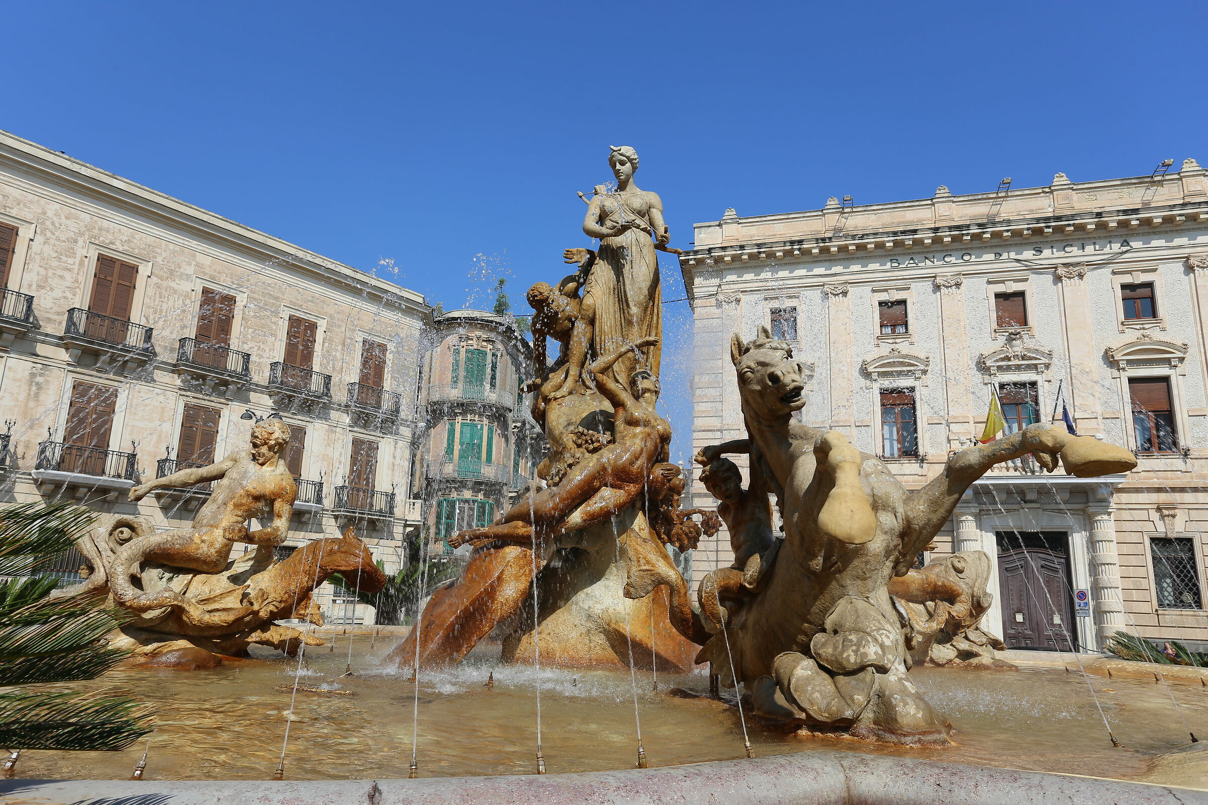 The Fountain of Diana (SR)