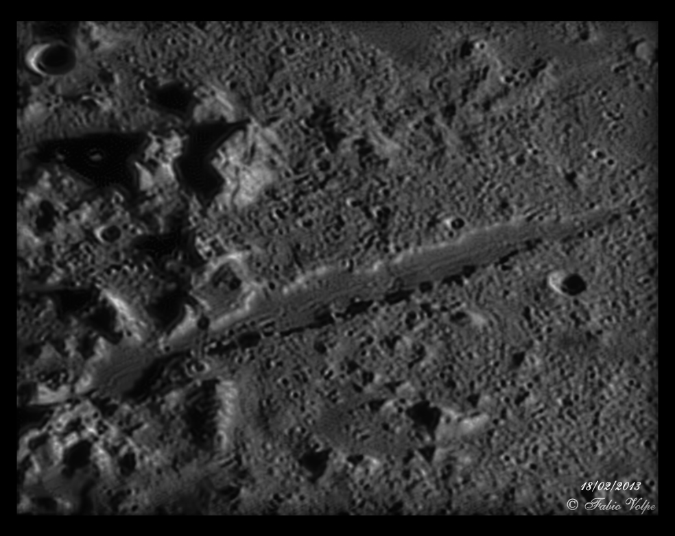 Valle Alpina Lunare in alta risoluzione