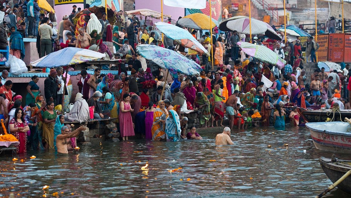 il bagno rituale all'alba