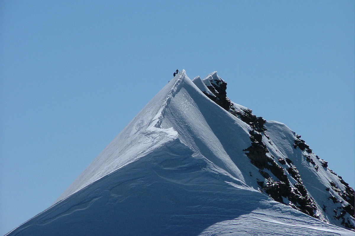 On the crest of Lyskamm