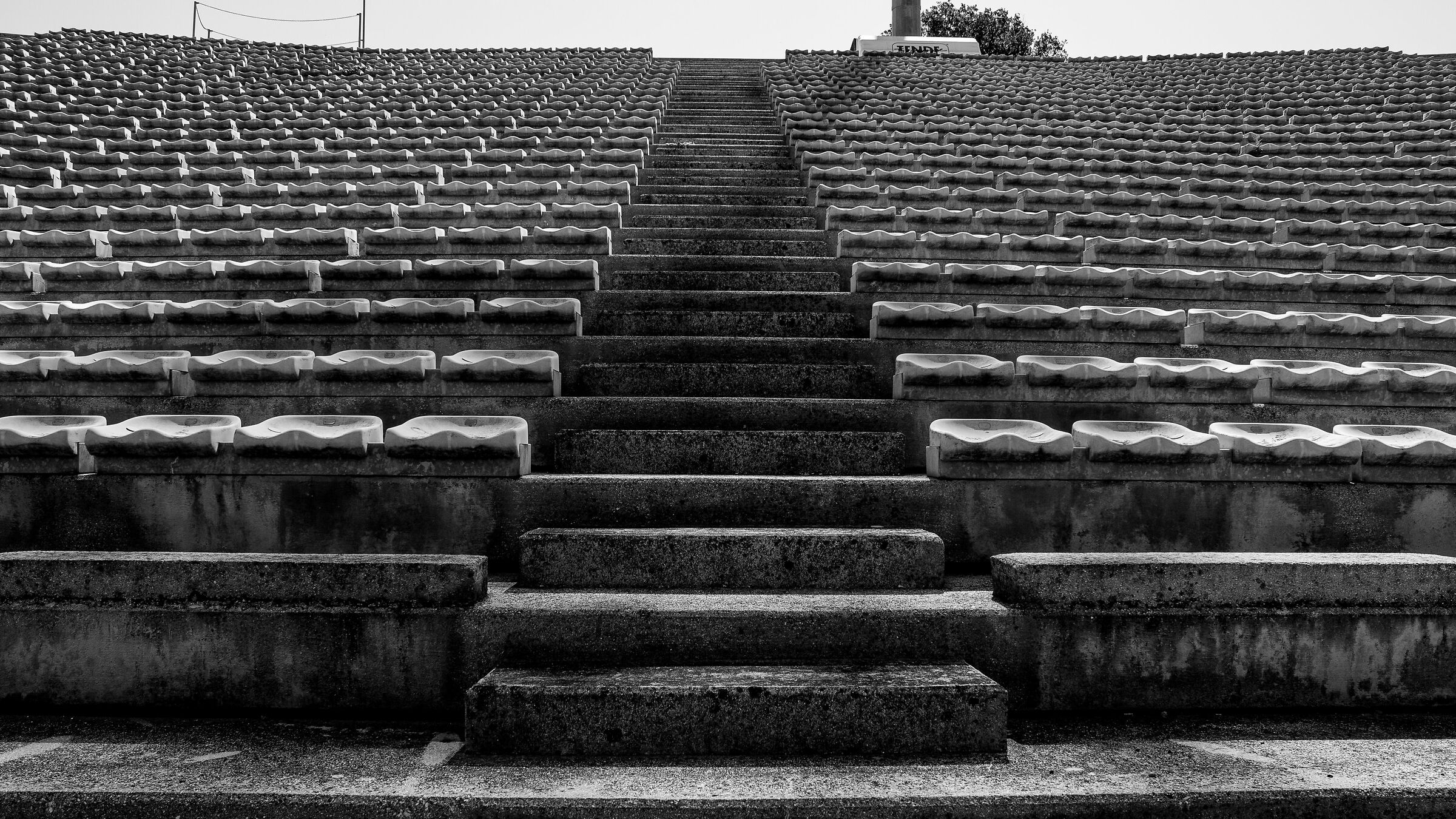 Gli spalti dello stadio