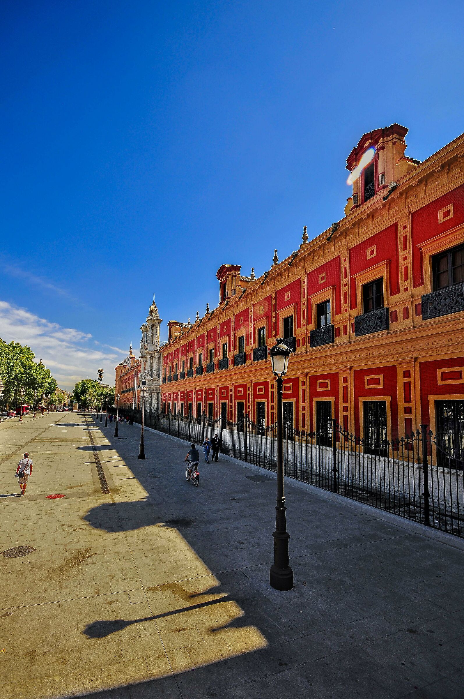 seville glimpse2