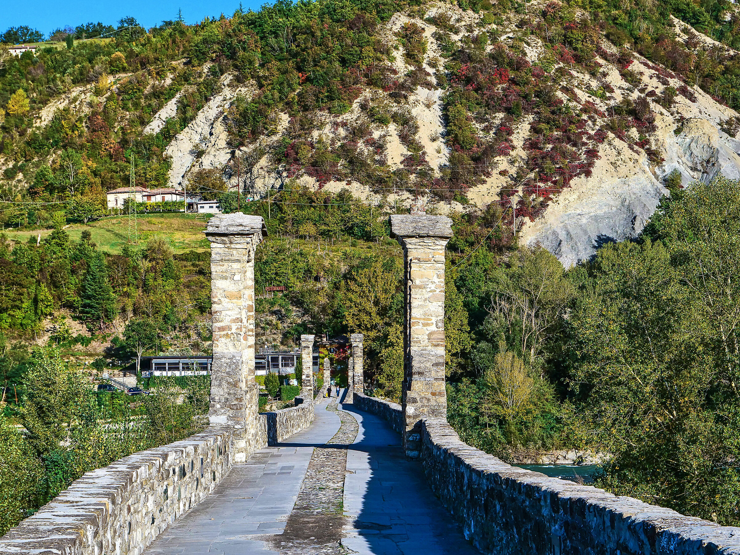 Ponte del  "Diavolo" sul Trebbia -Bobbio