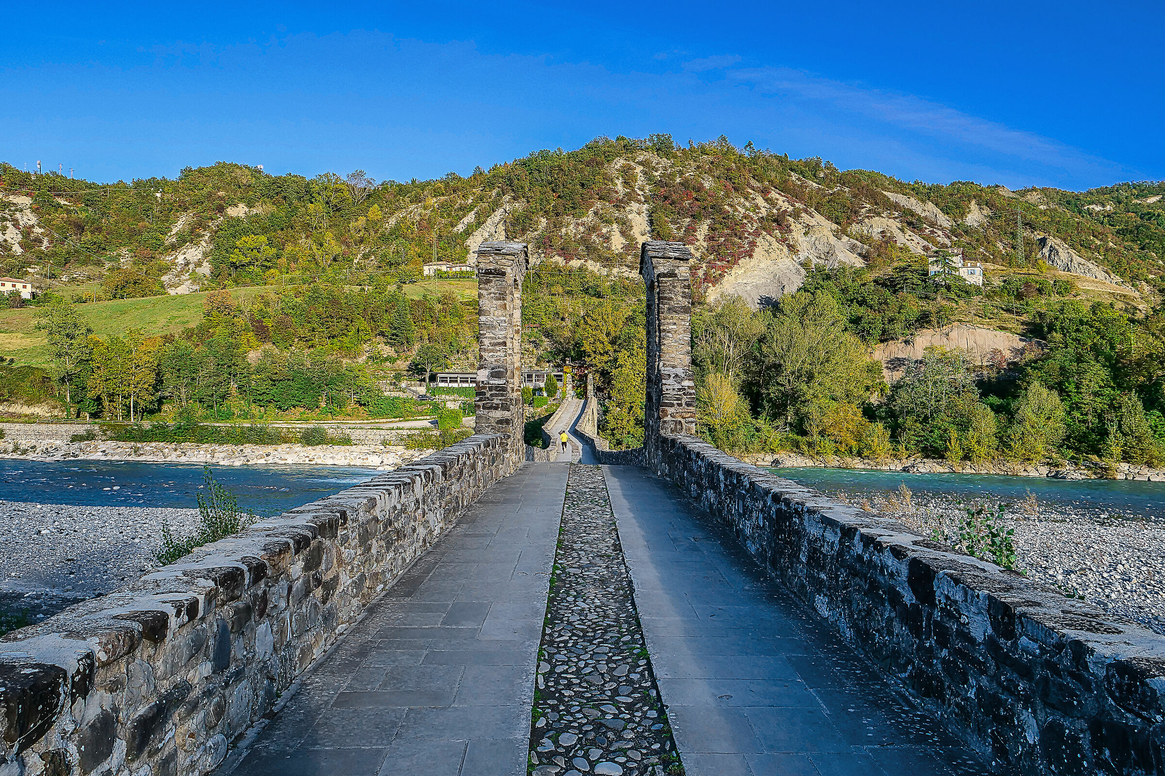 Ponte del  "Diavolo" sul Trebbia -Bobbio