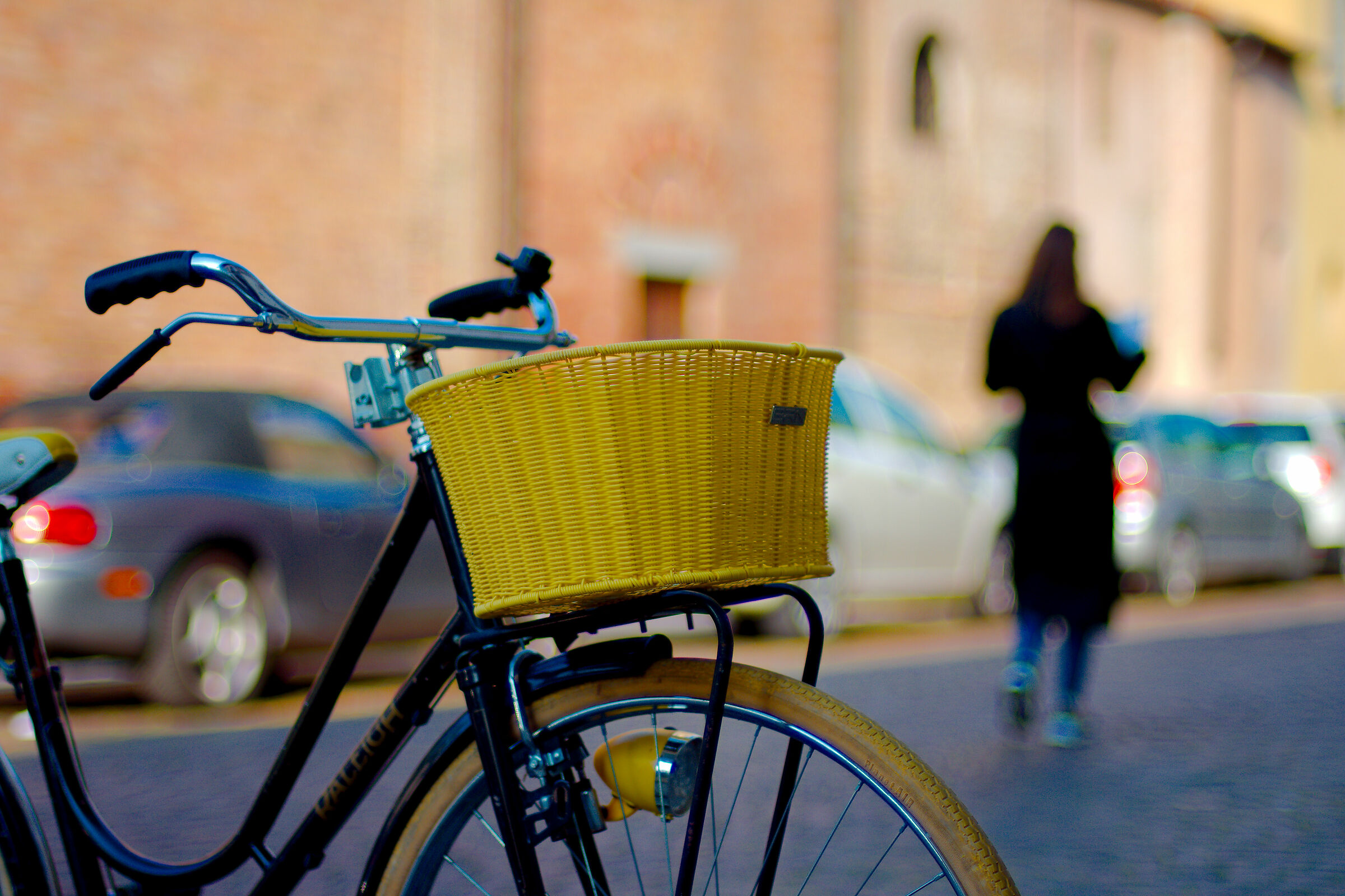 Through the streets of Lodi