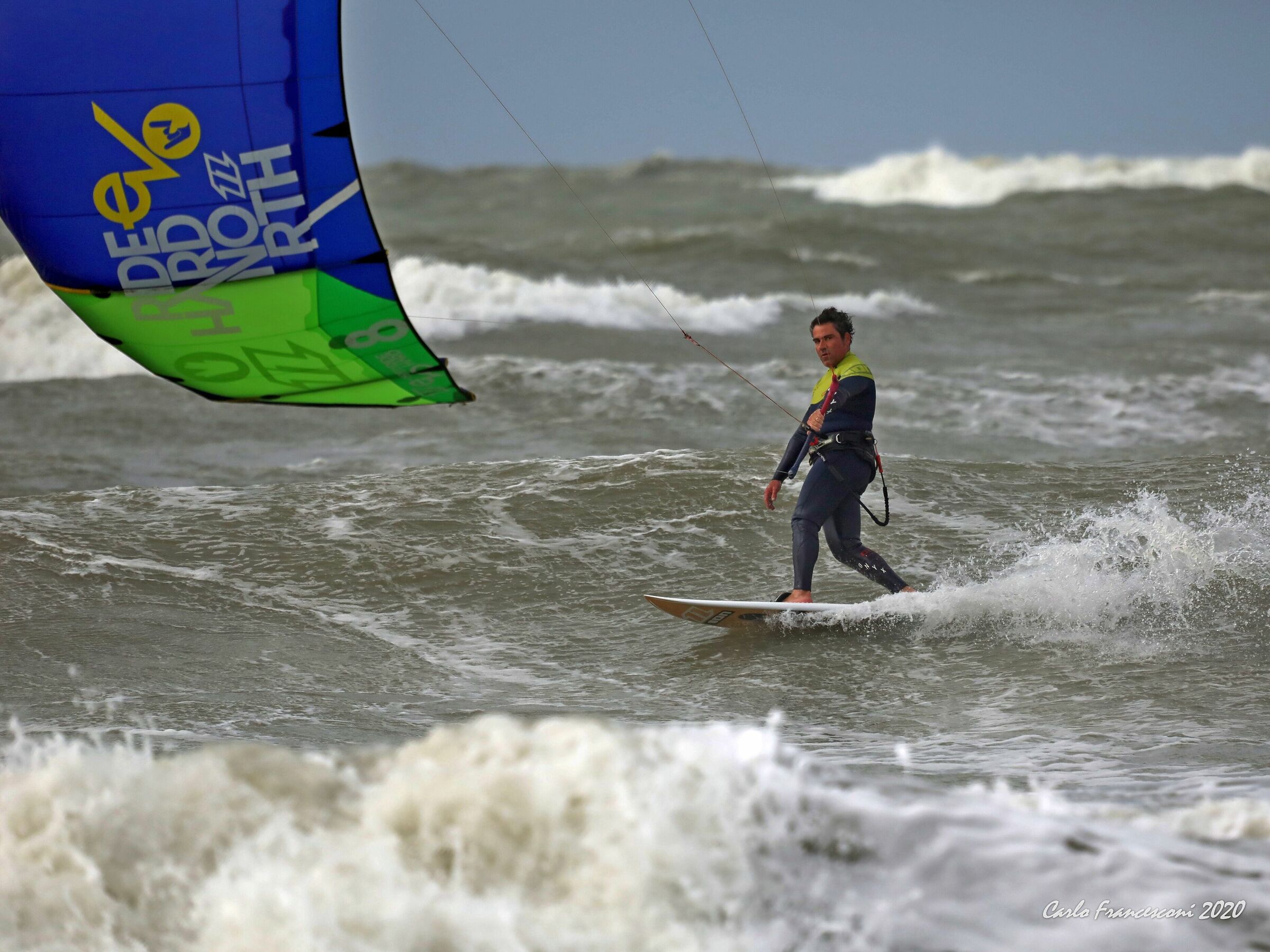 Kite surf a Viareggio